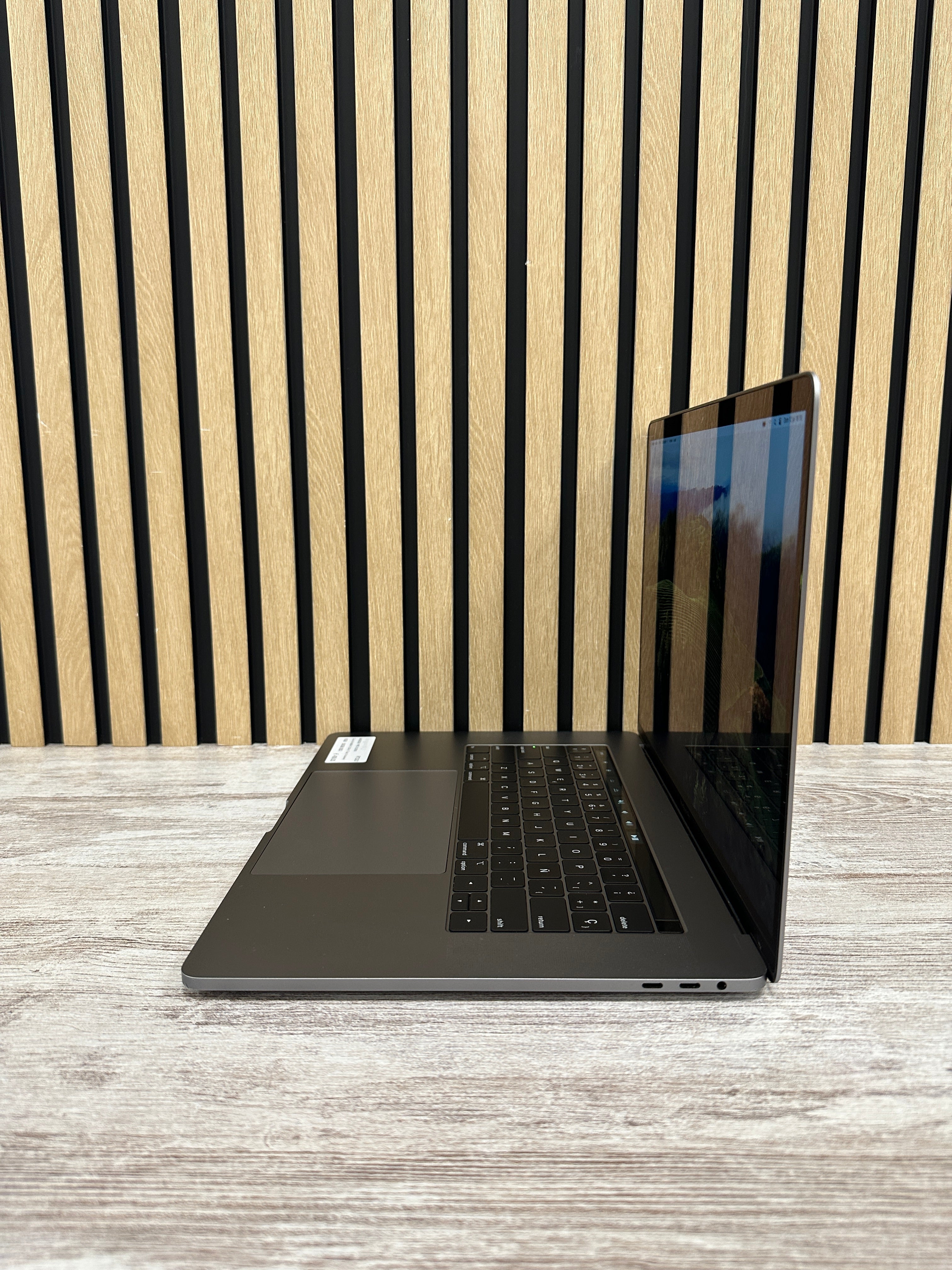 MacBook PRO 15 2019 Core i9 16GB 500GB SSD