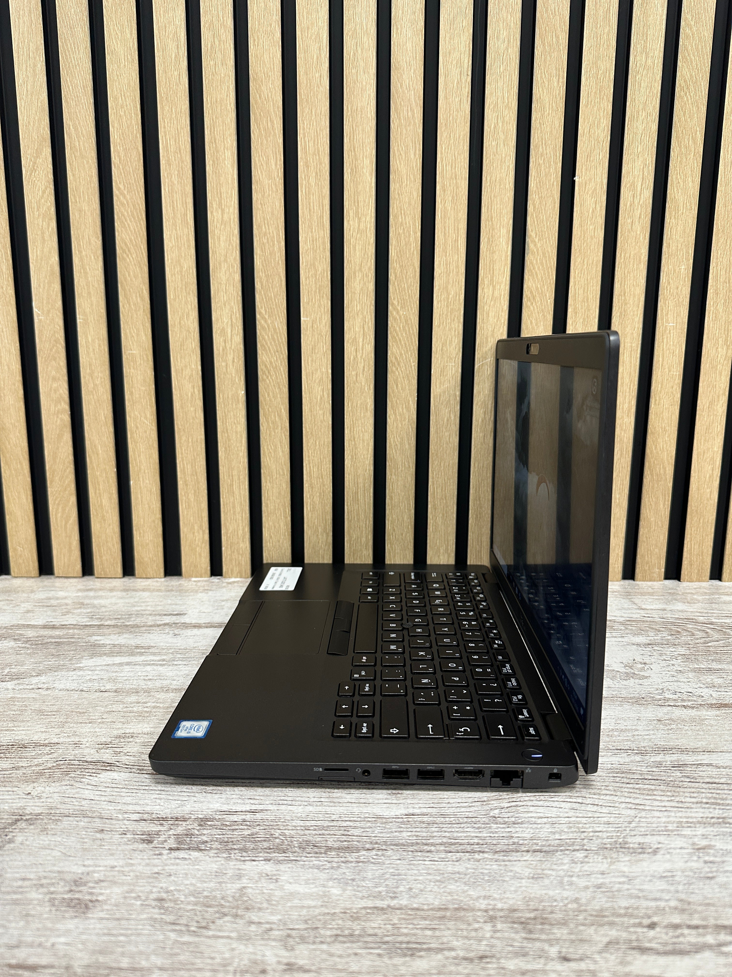 DELL LATITUDE 5400 i5 8GB 256GB SSD 14.0"