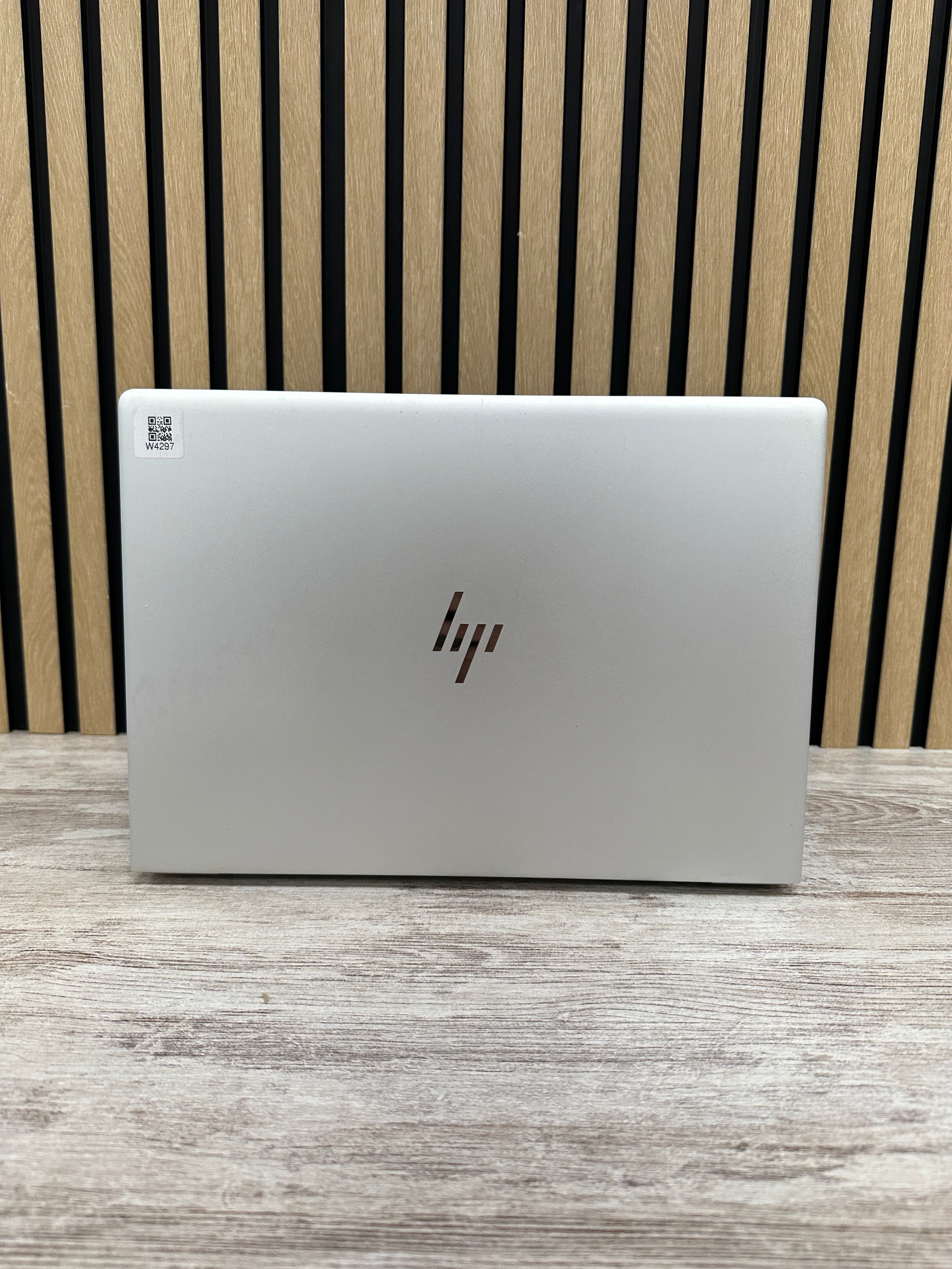 HP ELITEBOOK 840 (G6) Core i5 i5-8365U 1.6GHz (Total: 4 núcleos) 16GB 512GB SSD 14.0"