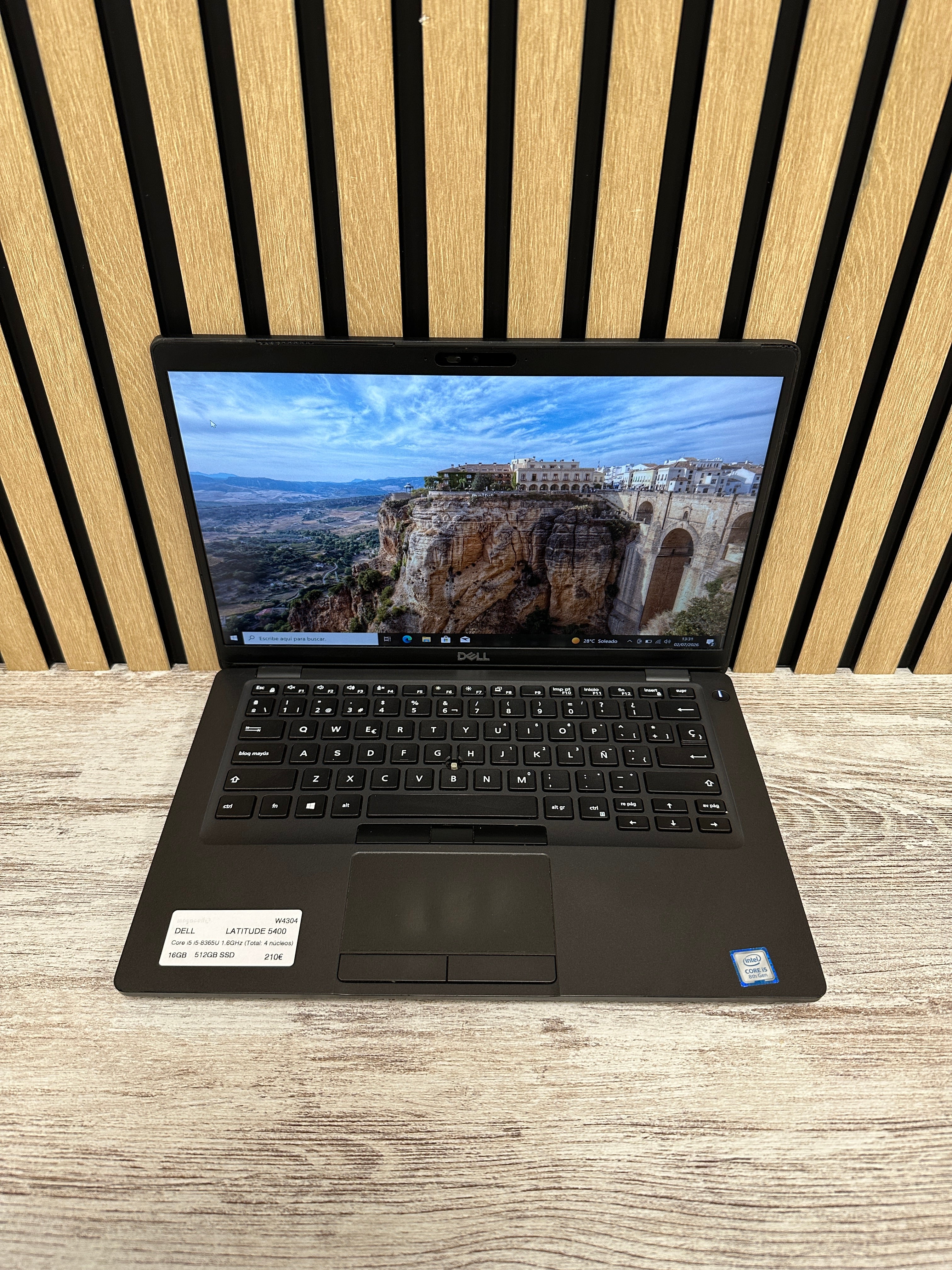 DELL LATITUDE 5400 Core i5 i5-8365U 1.6GHz (Total: 4 núcleos) 16GB 512GB SSD 14"