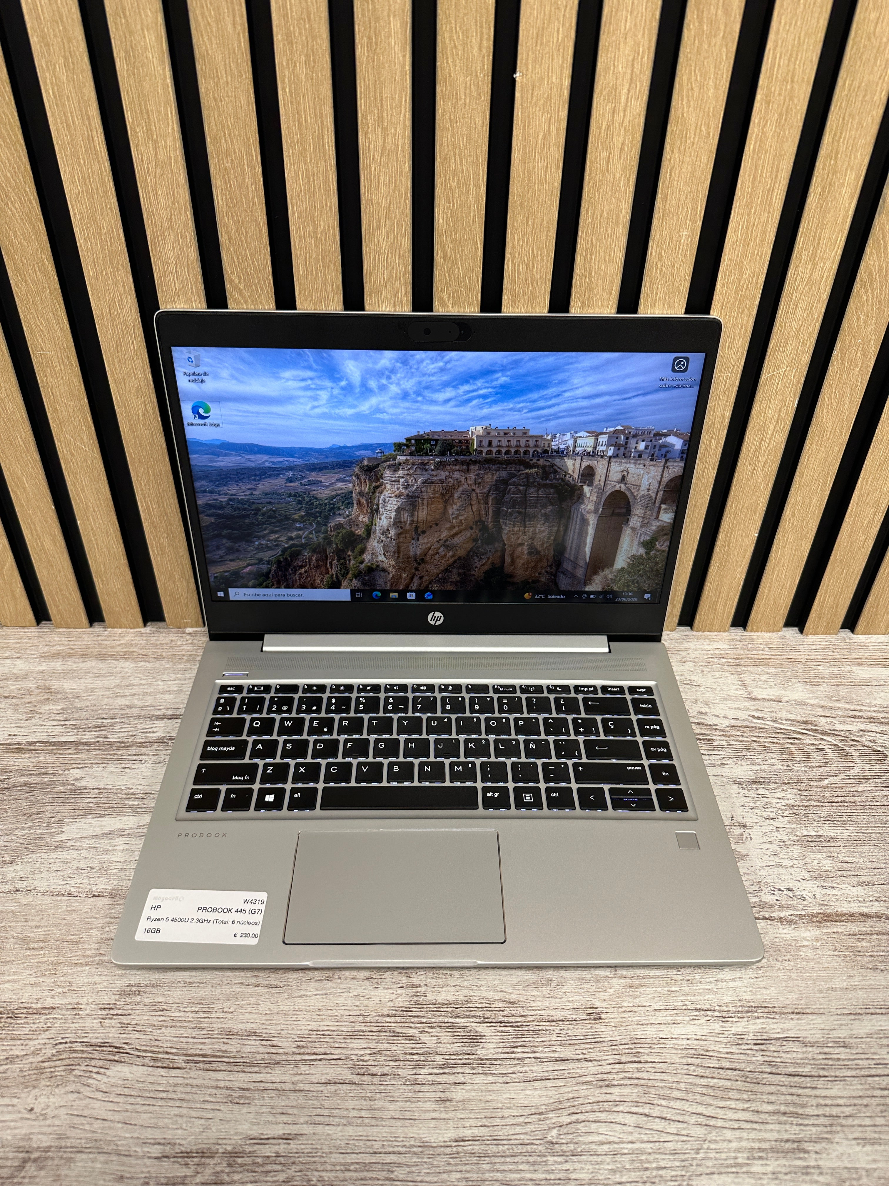 HP PROBOOK 445 (G7) Ryzen 5 4500U 2.3GHz (Total: 6 núcleos) 16GB 14"