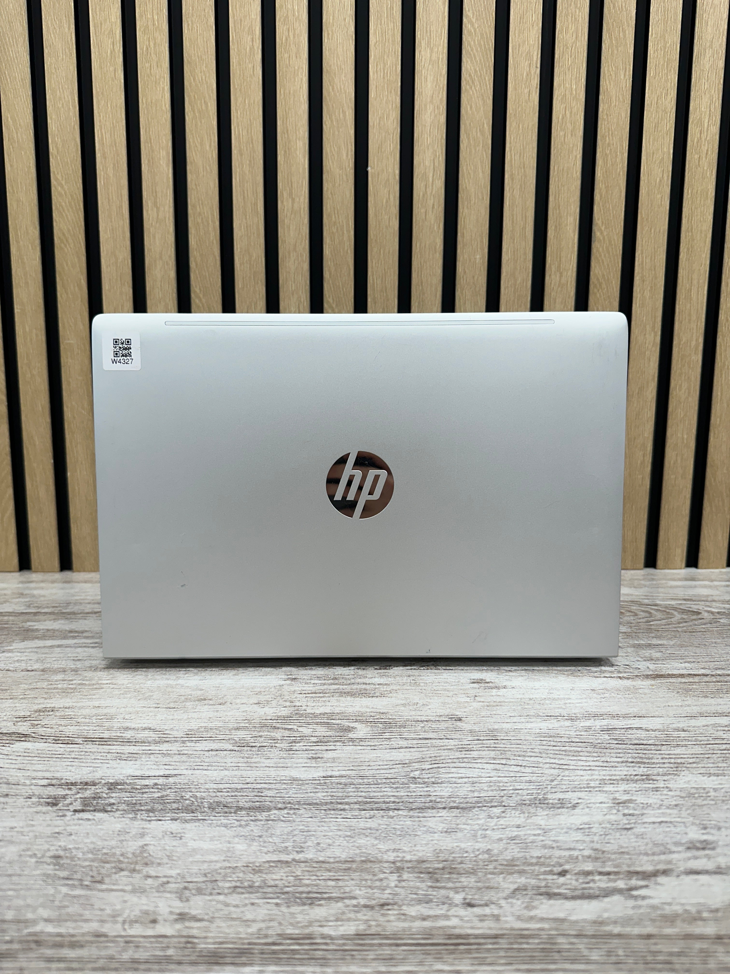 HP PROBOOK 445 (G8) Ryzen 5 5600U 2.3GHz (Total: 6 núcleos) 16GB 256GB SSD 14.0"