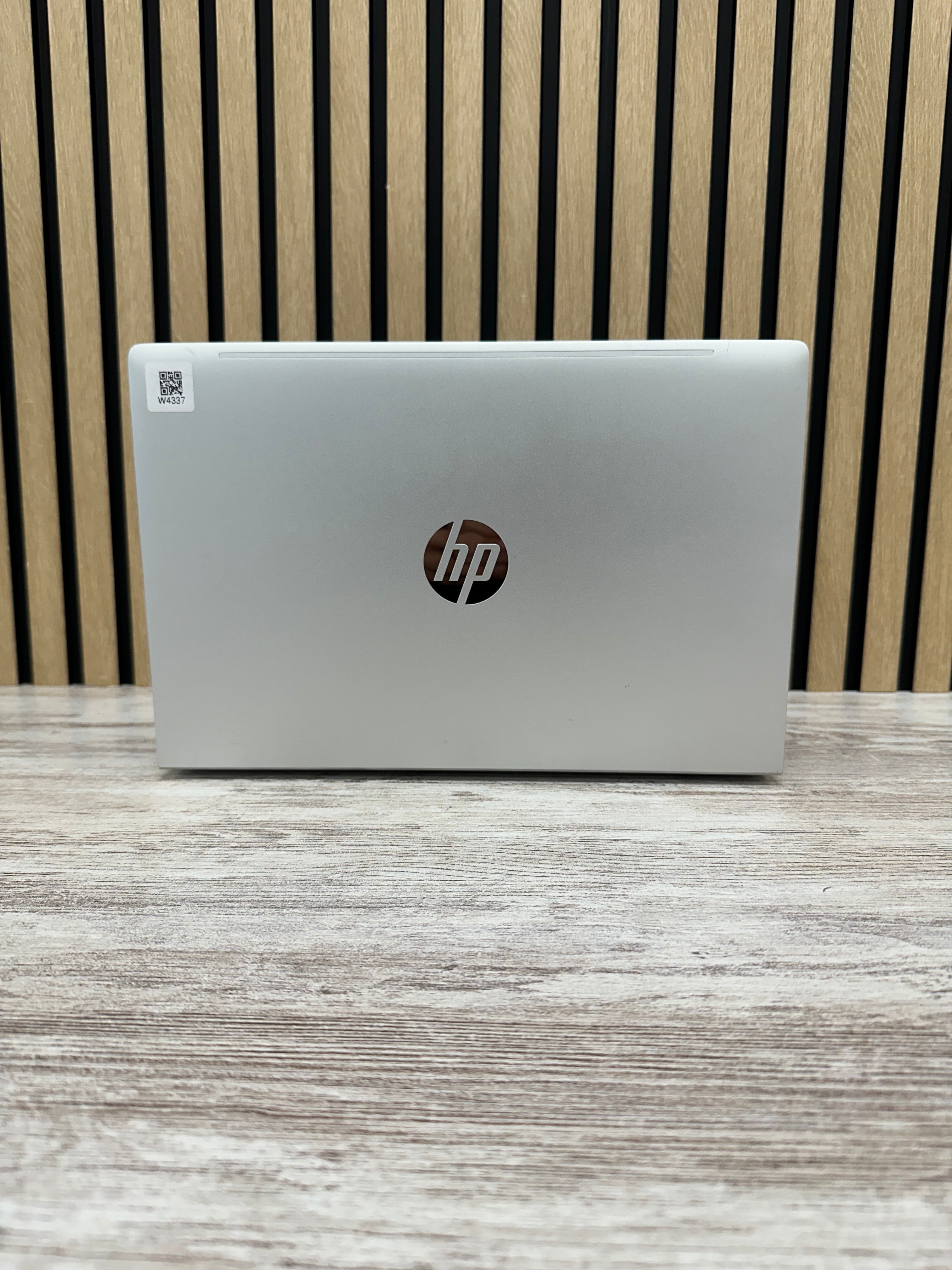 HP PROBOOK 445 (G9) Ryzen 5 5625U 2.3GHz (Total: 6 núcleos) 32GB 512GB SSD 14"