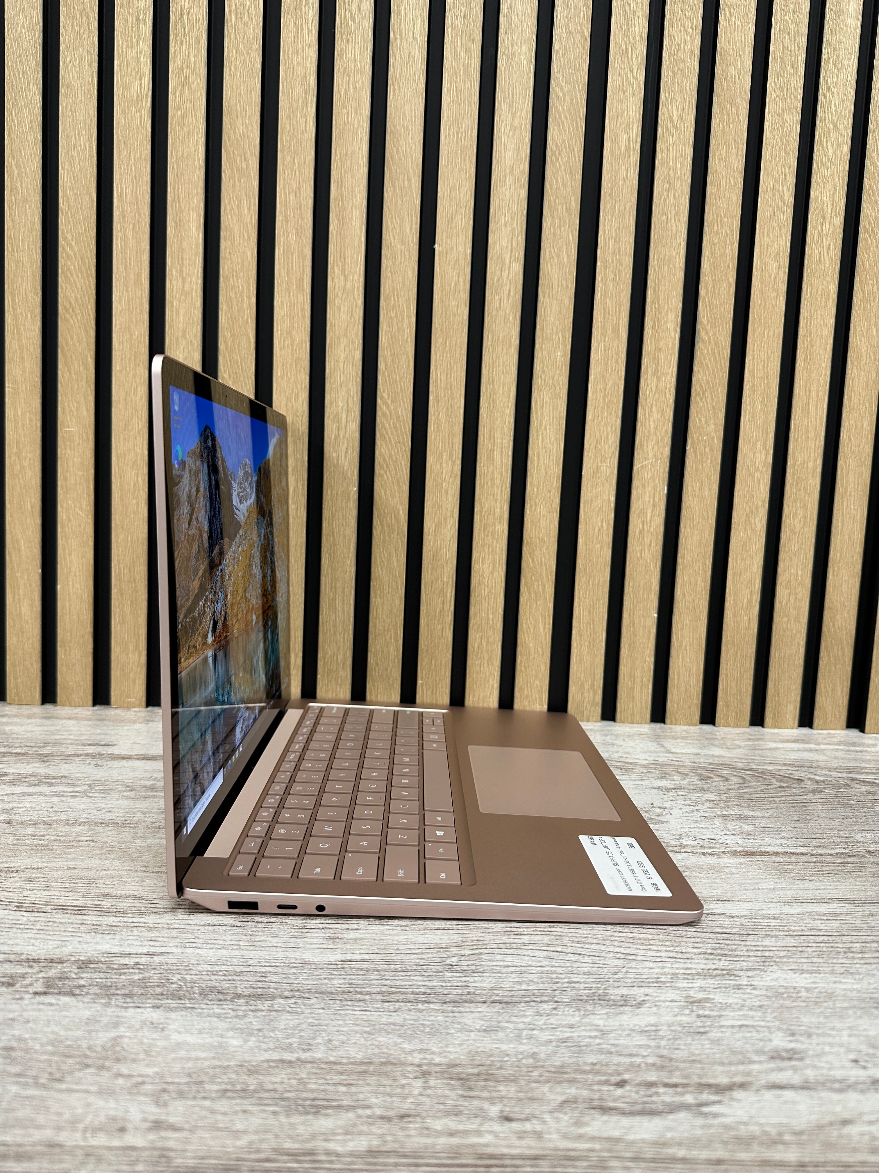MICROSOFT CORP. SURFACE LAPTOP 4 Core i7 i7-1185G7 3.0GHz (Total: 4 núcleos) 16GB 512GB SSD 13.5"