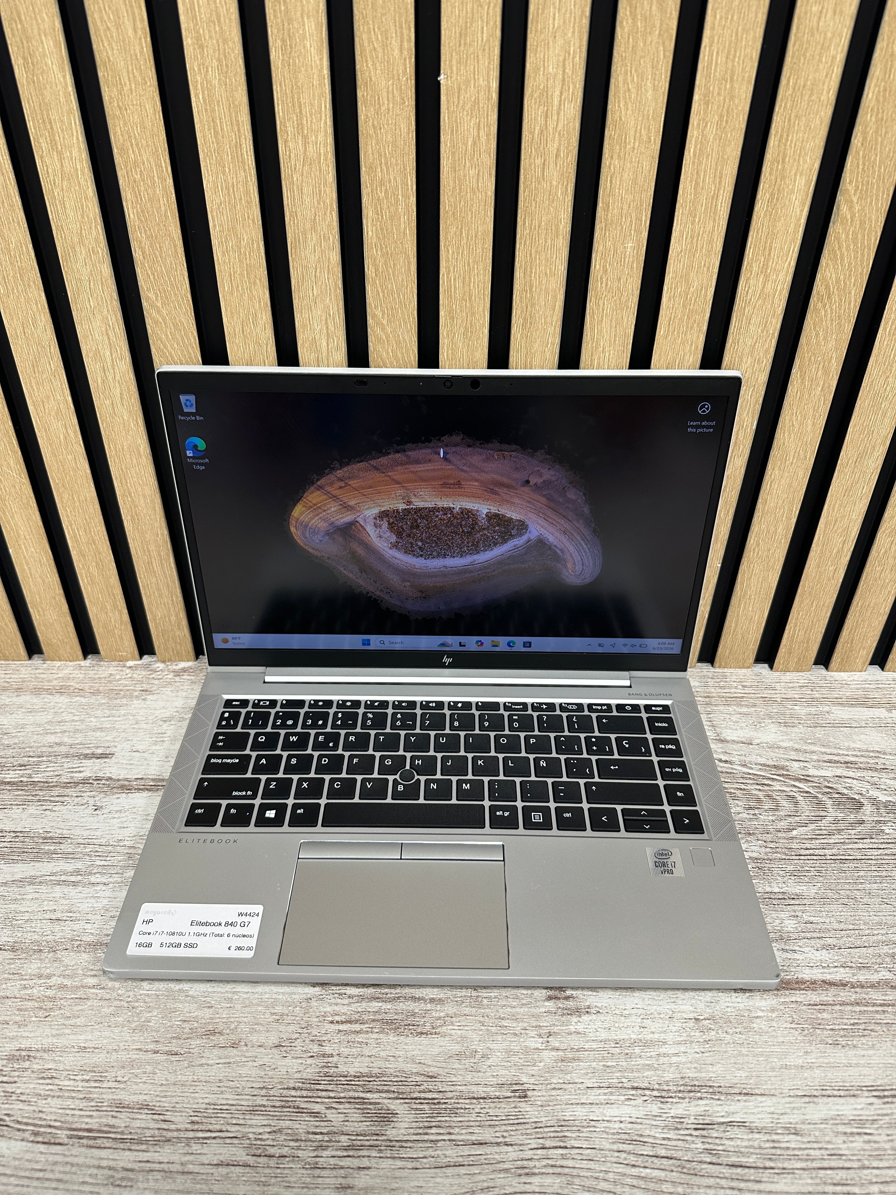 HP Elitebook 840 G7 Core i7 i7-10810U 1.1GHz (Total: 6 núcleos) 16GB 512GB SSD