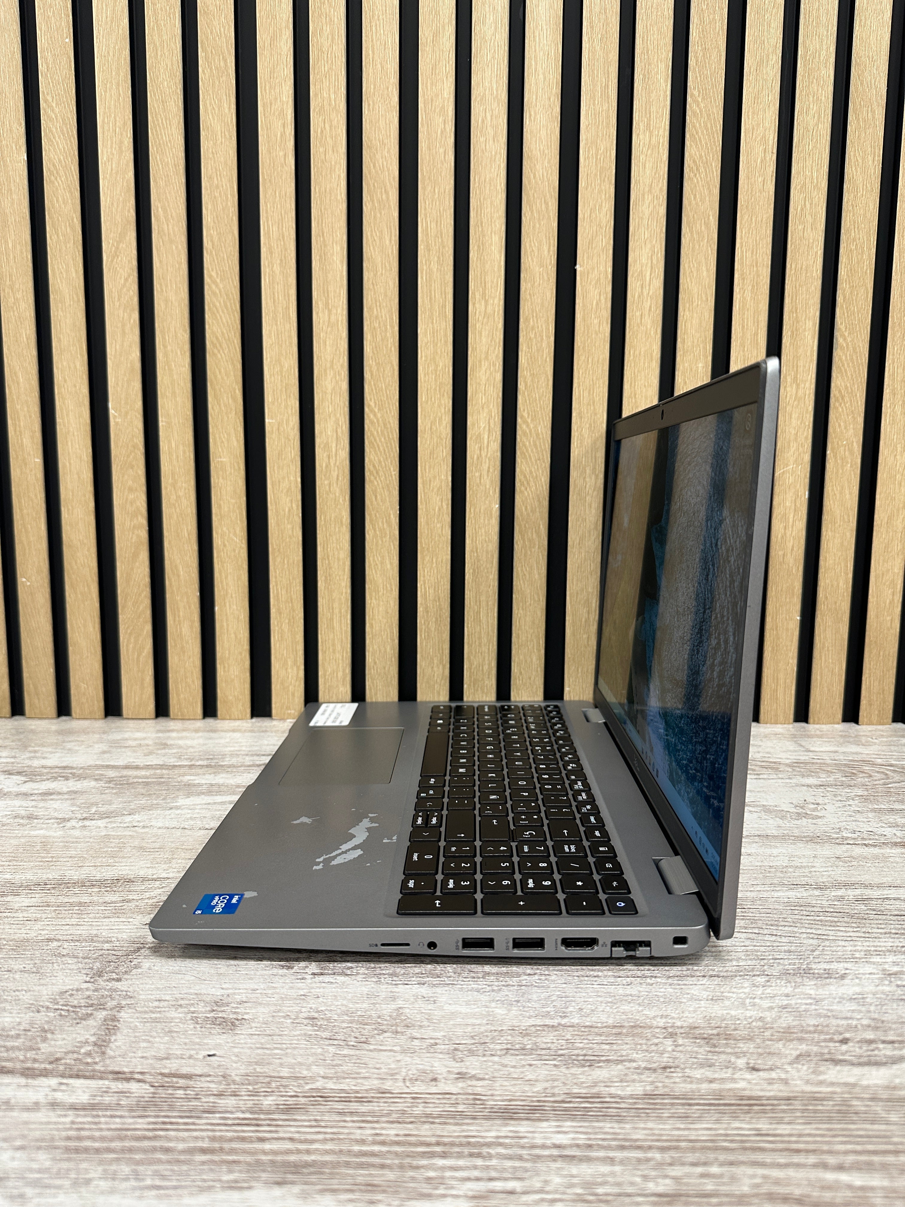 DELL LATITUDE 5520 i5 32GB 256GB SSD 15.6"