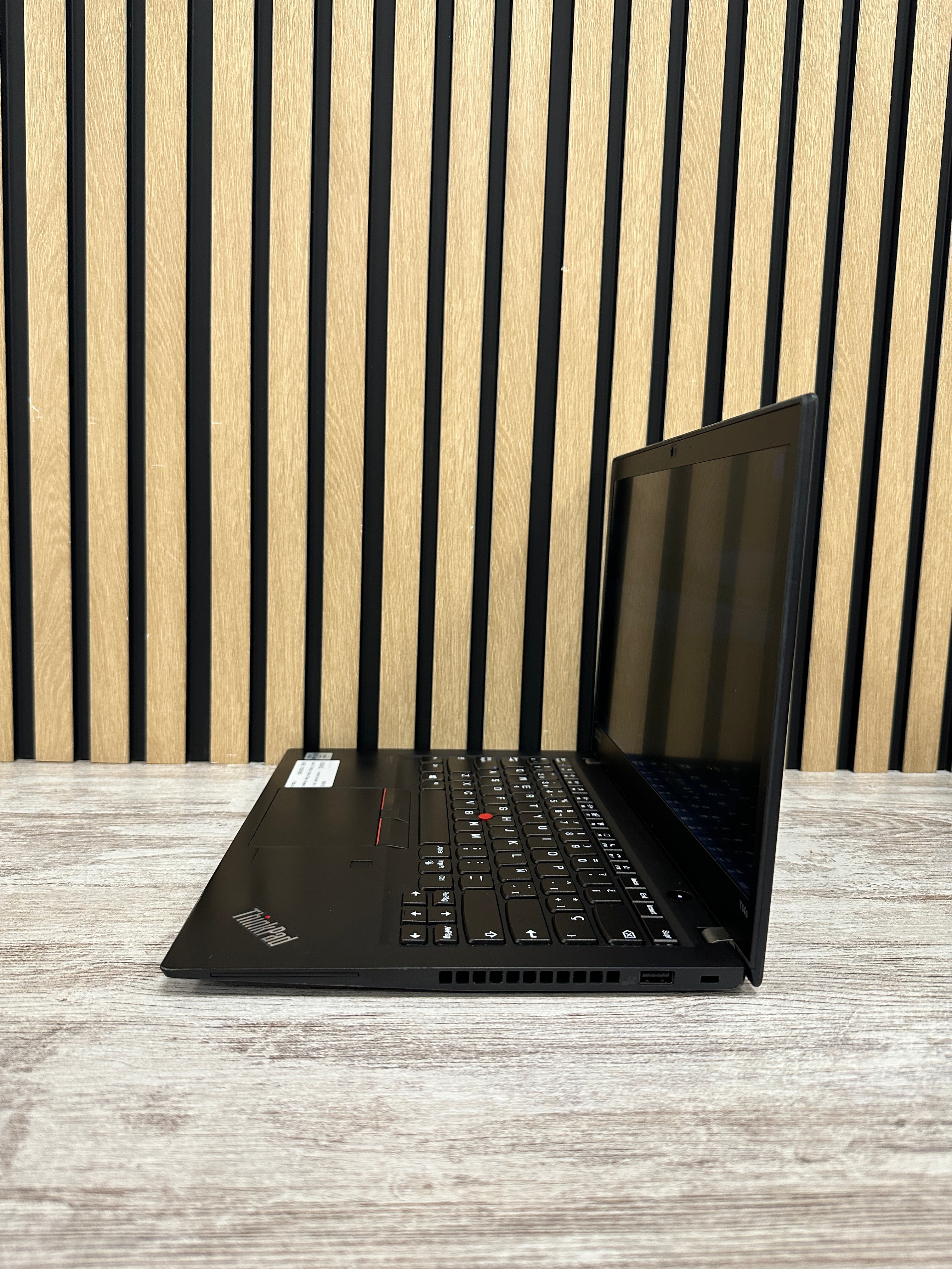 LENOVO THINKPAD T14S (GEN 1) TÁCTIL i7 32GB 512GB SSD 14"