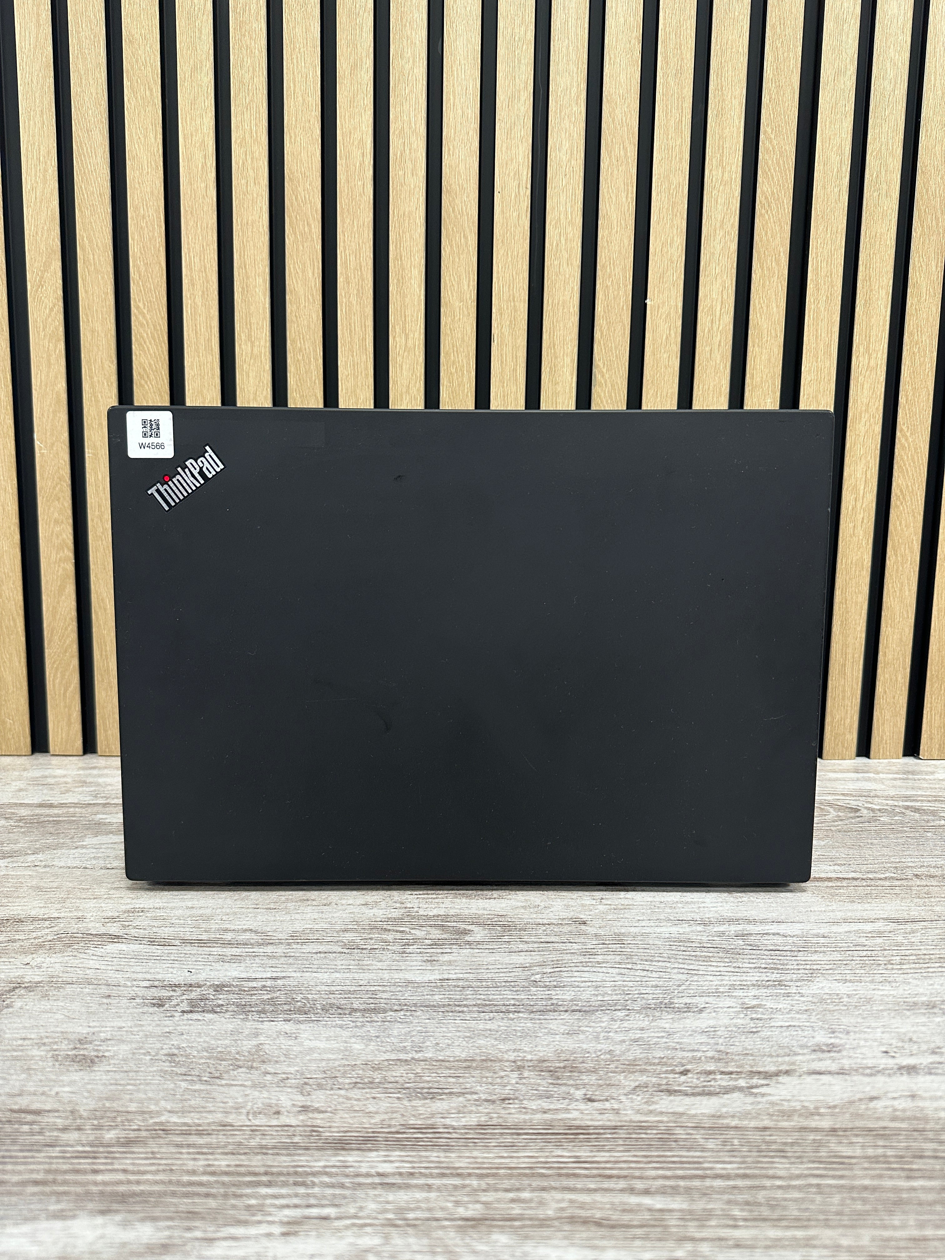 LENOVO THINKPAD T590 i5 8GB 256GB SSD 15.6"