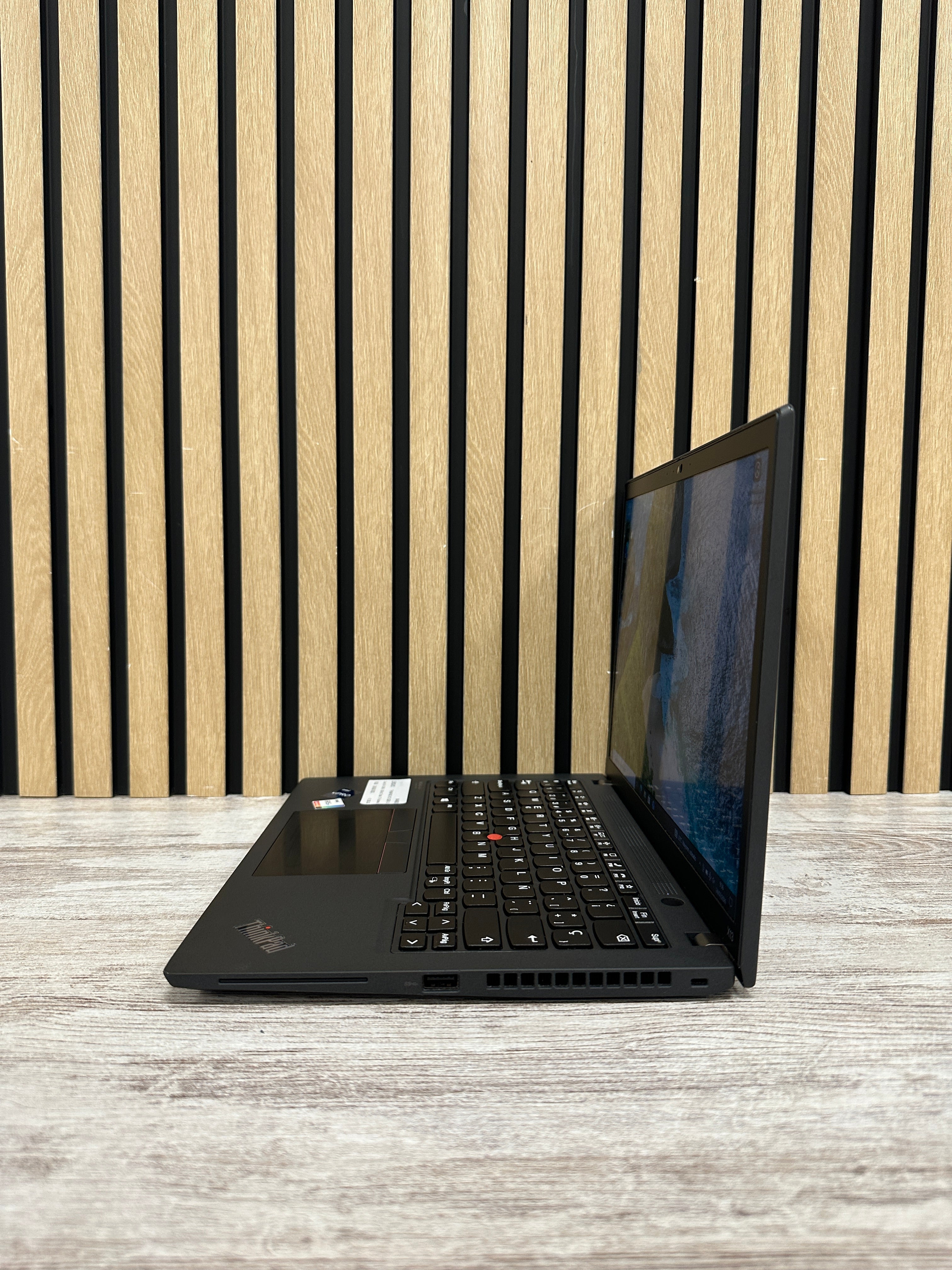 LENOVO THINKPAD X13 (GEN 3) i5 16GB 256GB SSD 13.3"