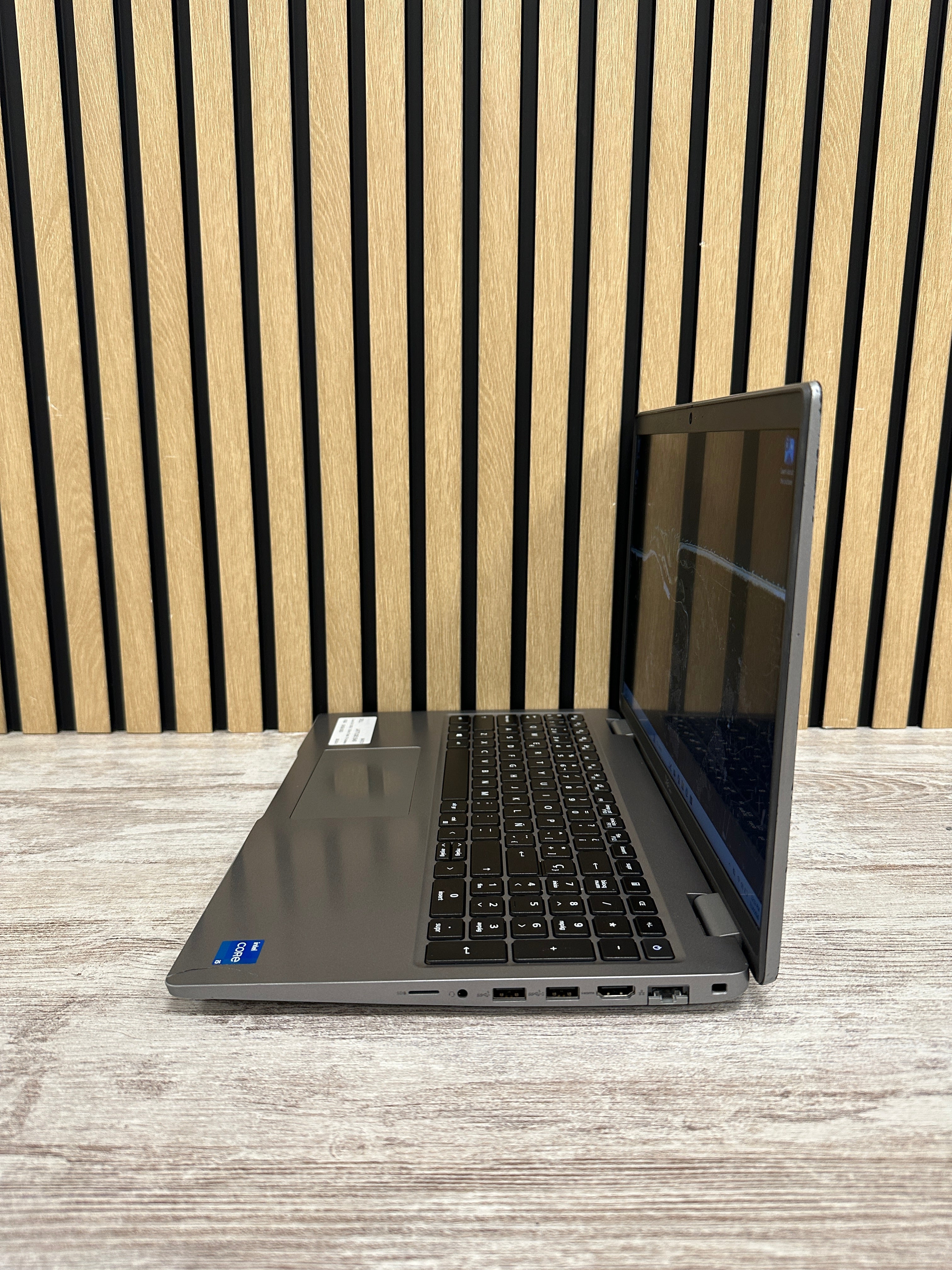 DELL LATITUDE 5540 i5 16GB 256GB SSD