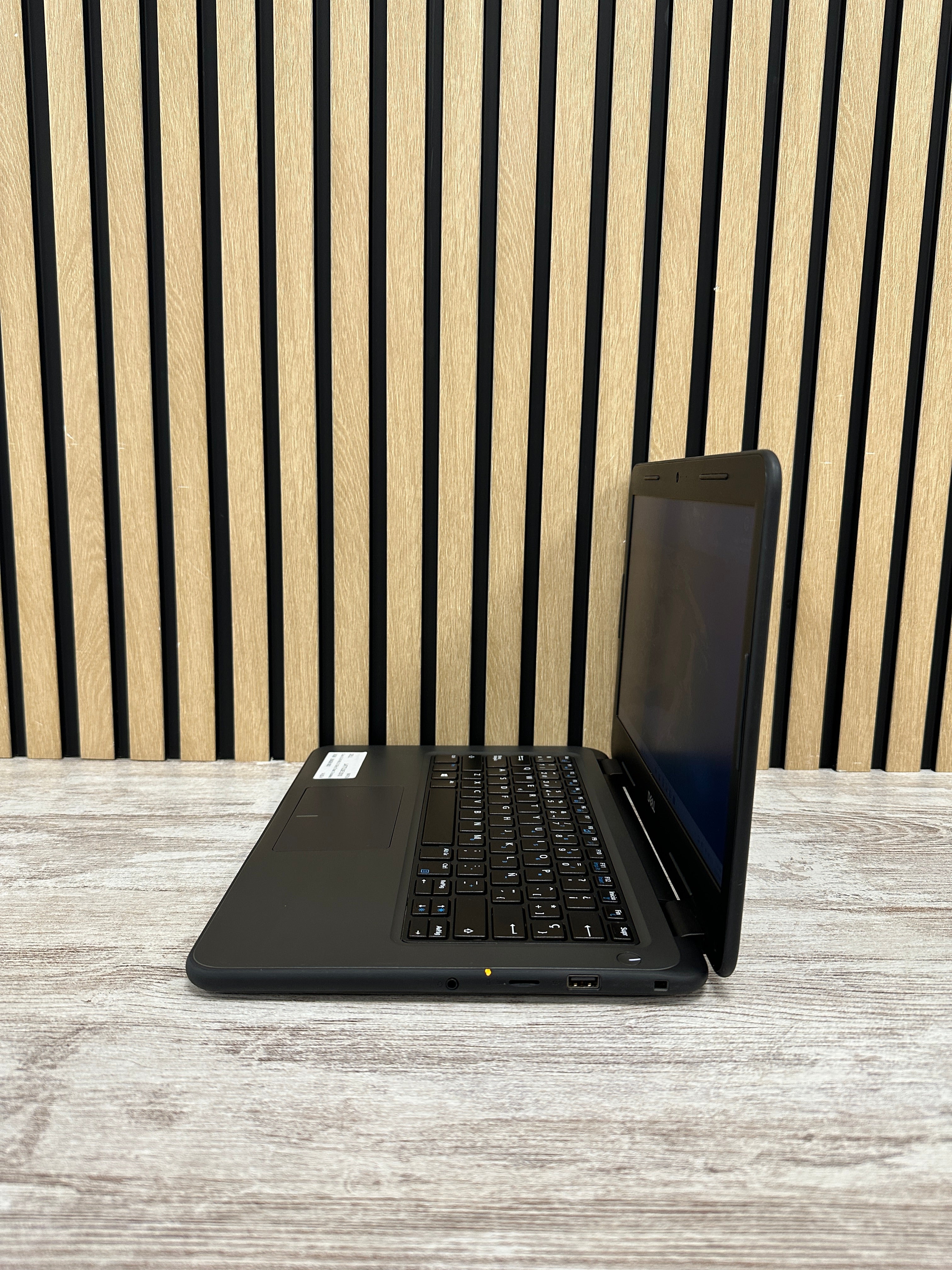 DELL LATITUDE 3310 i3 16GB 256GB SSD 13.3"
