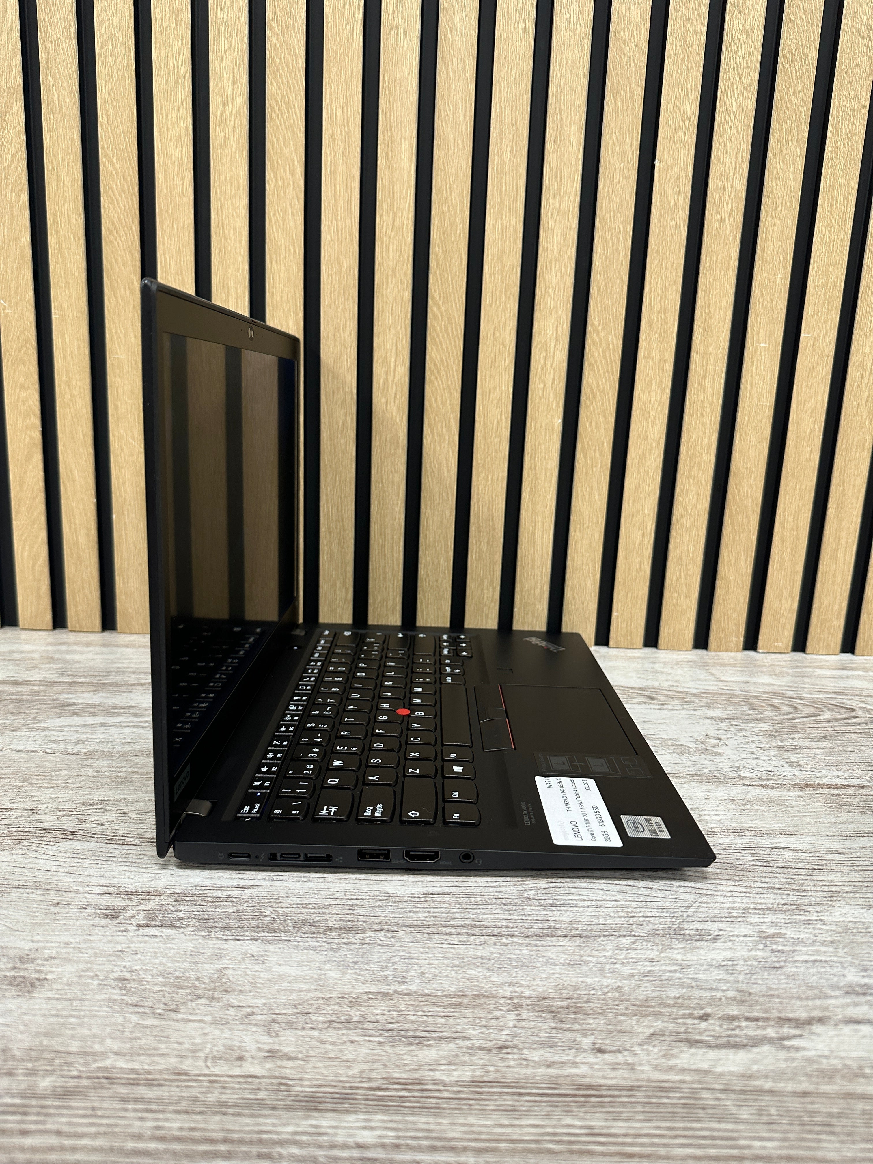 LENOVO THINKPAD T14S (GEN 1) i7 32GB 512GB SSD 14"