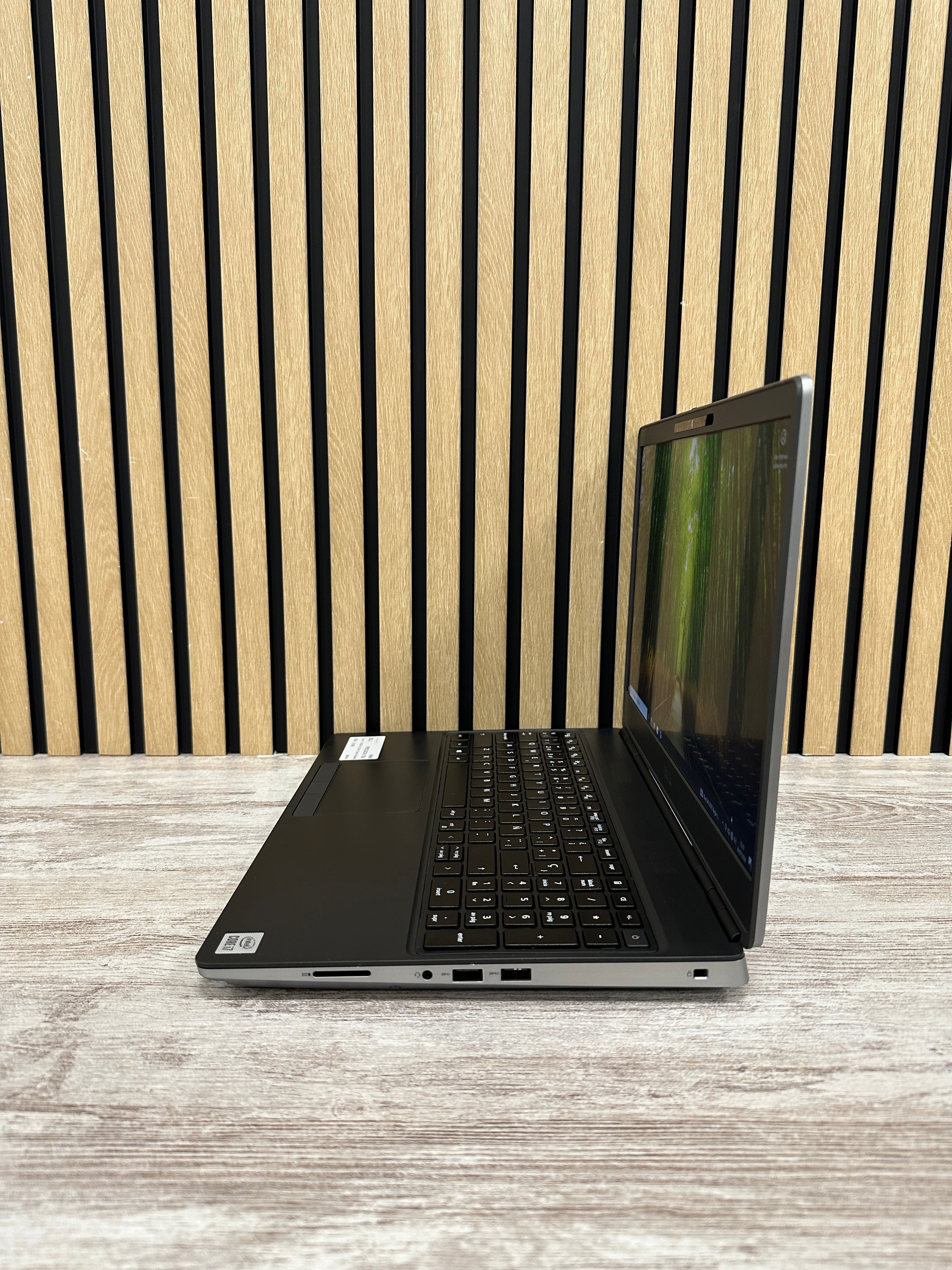 DELL PRECISION 7550 i7 32GB 512GB 15.6"