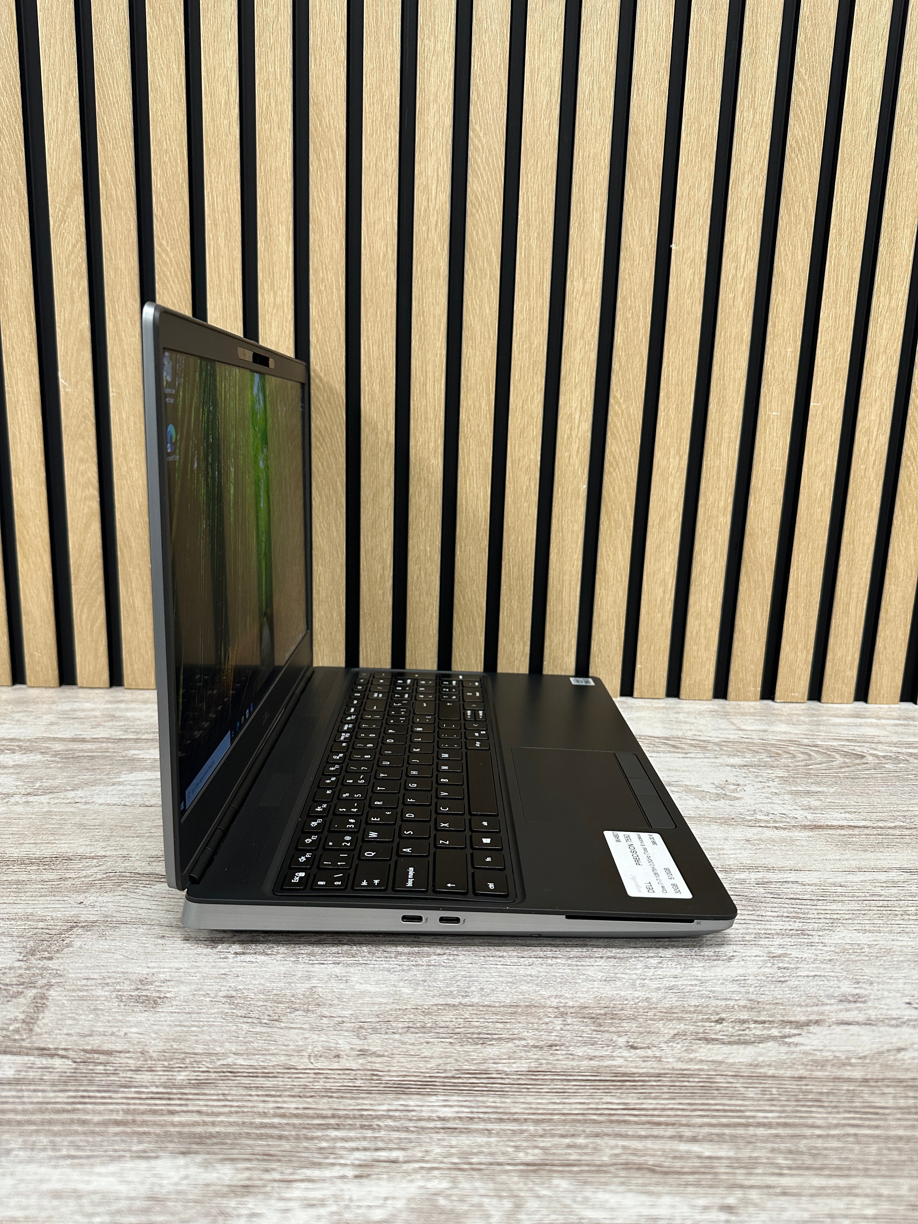 DELL PRECISION 7550 i7 32GB 512GB 15.6"