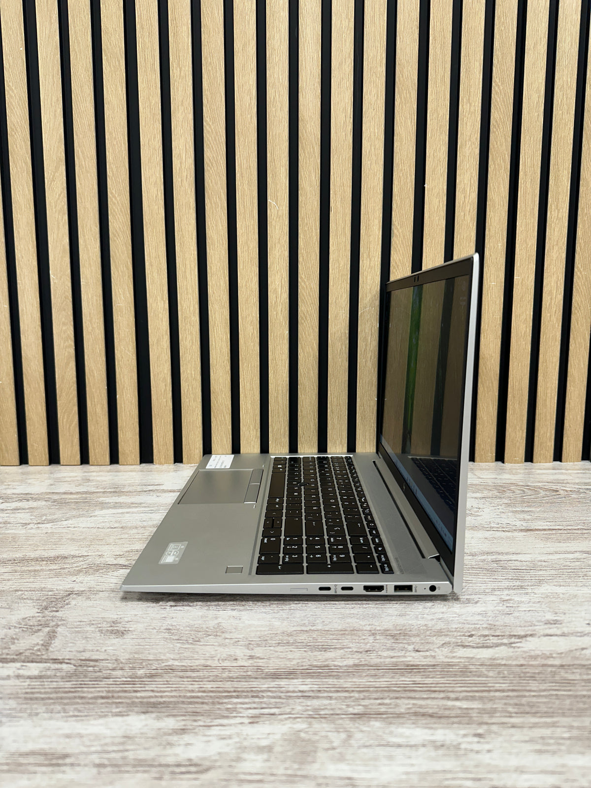 HP ELITEBOOK 855 (G7) Ryzen 7 32GB 1TB SSD 15.6"
