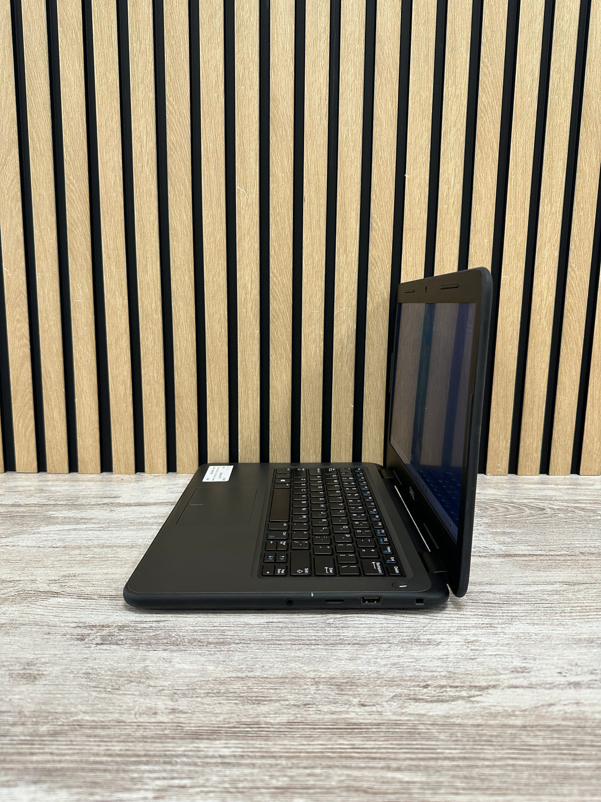 DELL LATITUDE 3310 i3 16GB 256GB SSD 13.3"