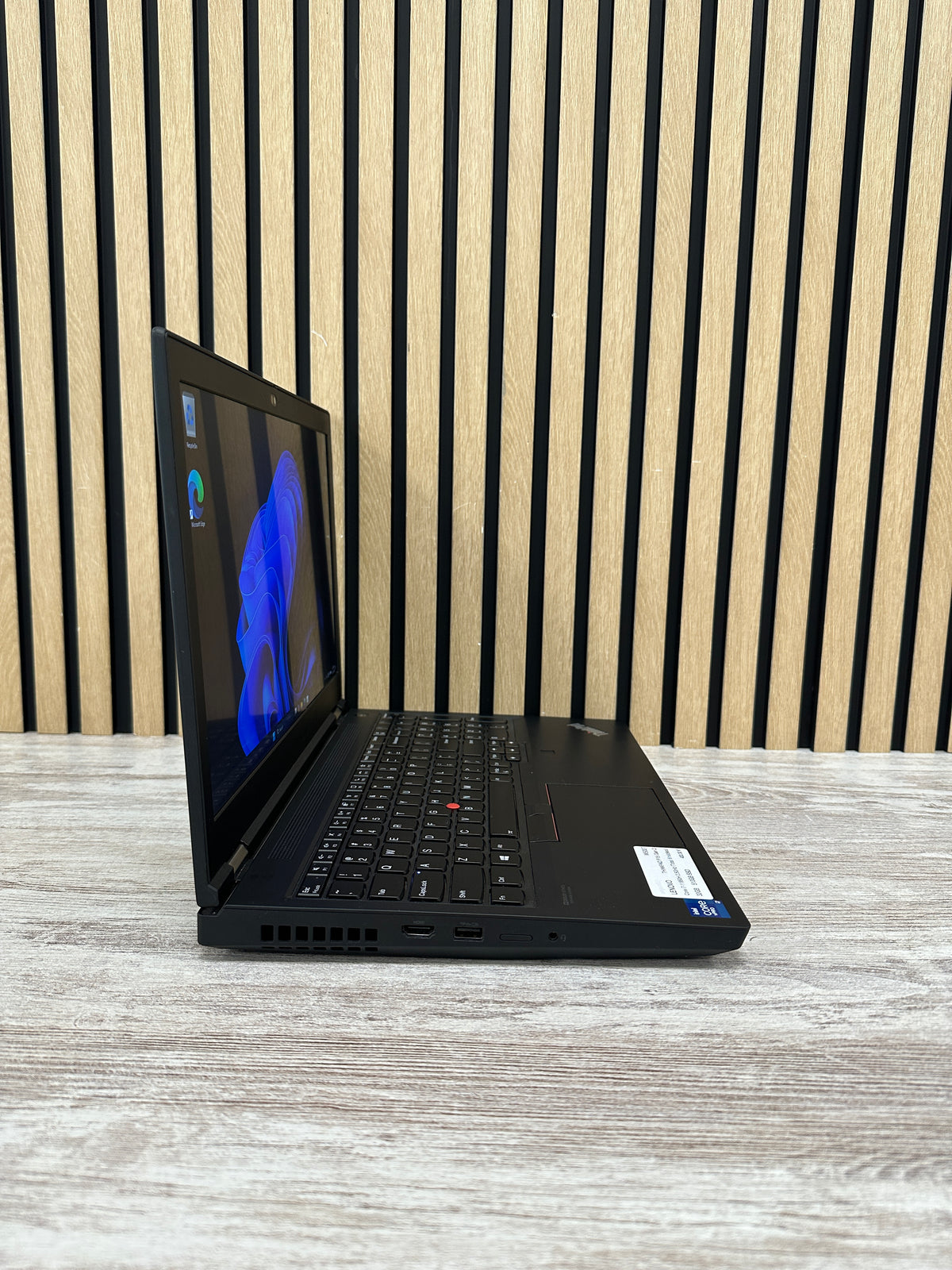 LENOVO THINKPAD P15 (Gen 2) i7 32GB 512GB SSD 15.6"