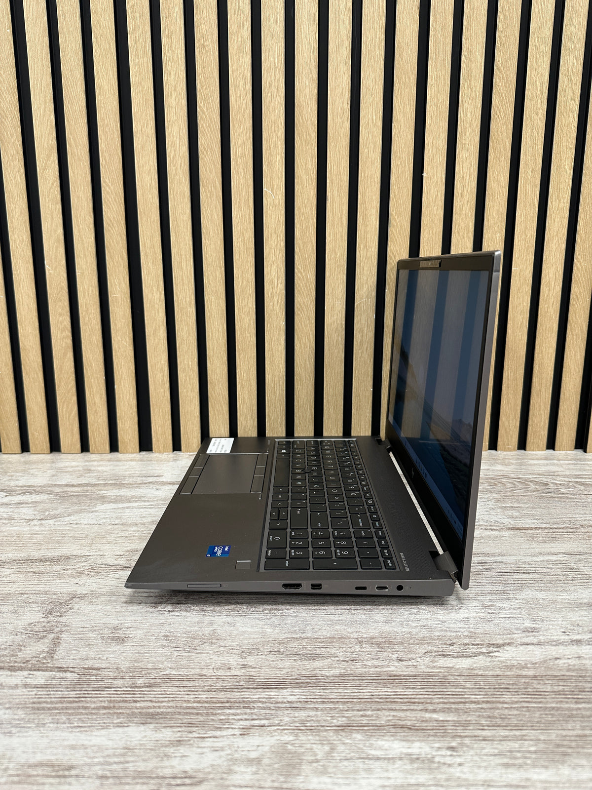HP ZBOOK FURY 15 (G8) i7 32GB 512GB SSD 15.6"