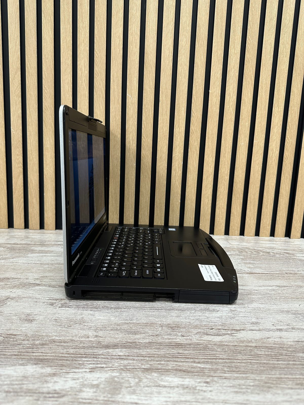 PANASONIC TOUGHBOOK CF-54 i5 8GB 256GB SSD 14"