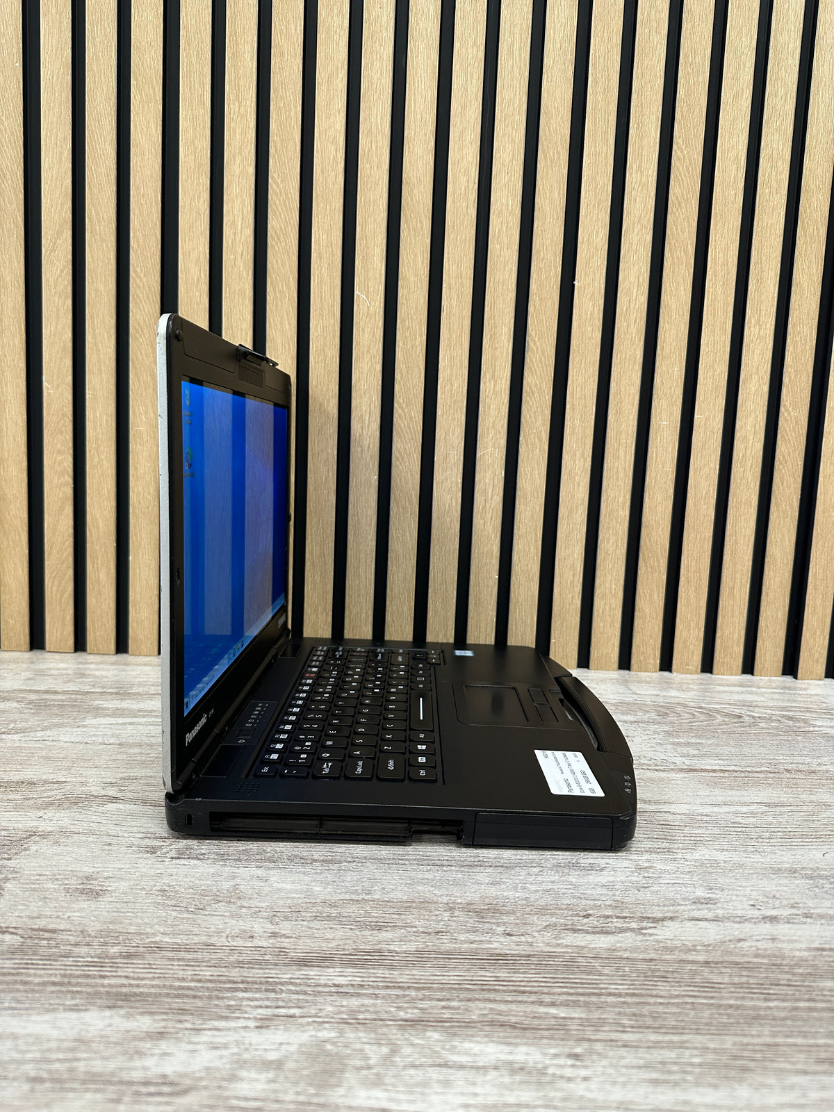 PANASONIC TOUGHBOOK CF-54 i5 8GB 256GB SSD 14"
