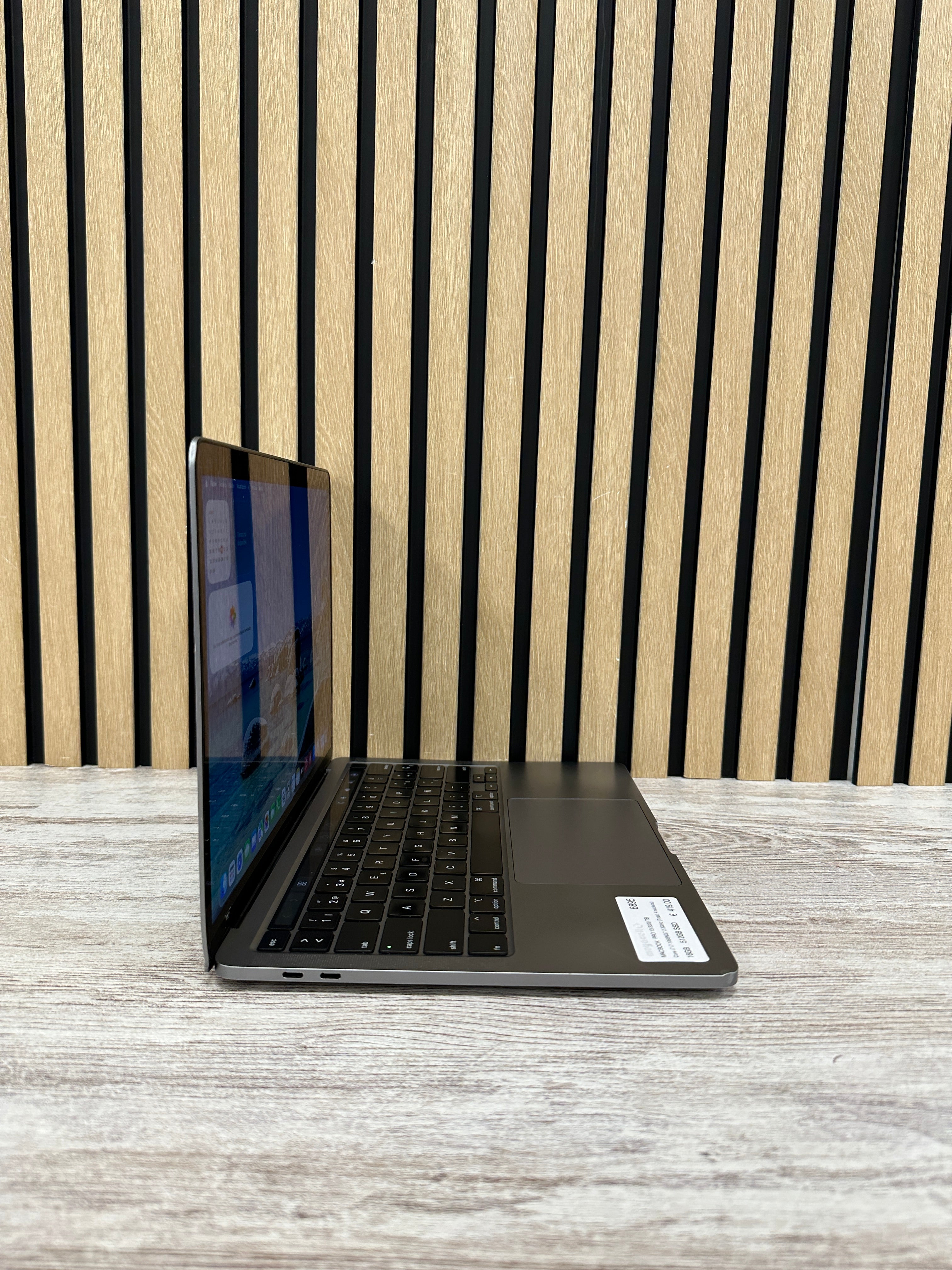 PRO 13 2020 TB Core i7 i7-1068NG7 2.3GHz (Total: 4 núcleos) 16GB 512GB SSD