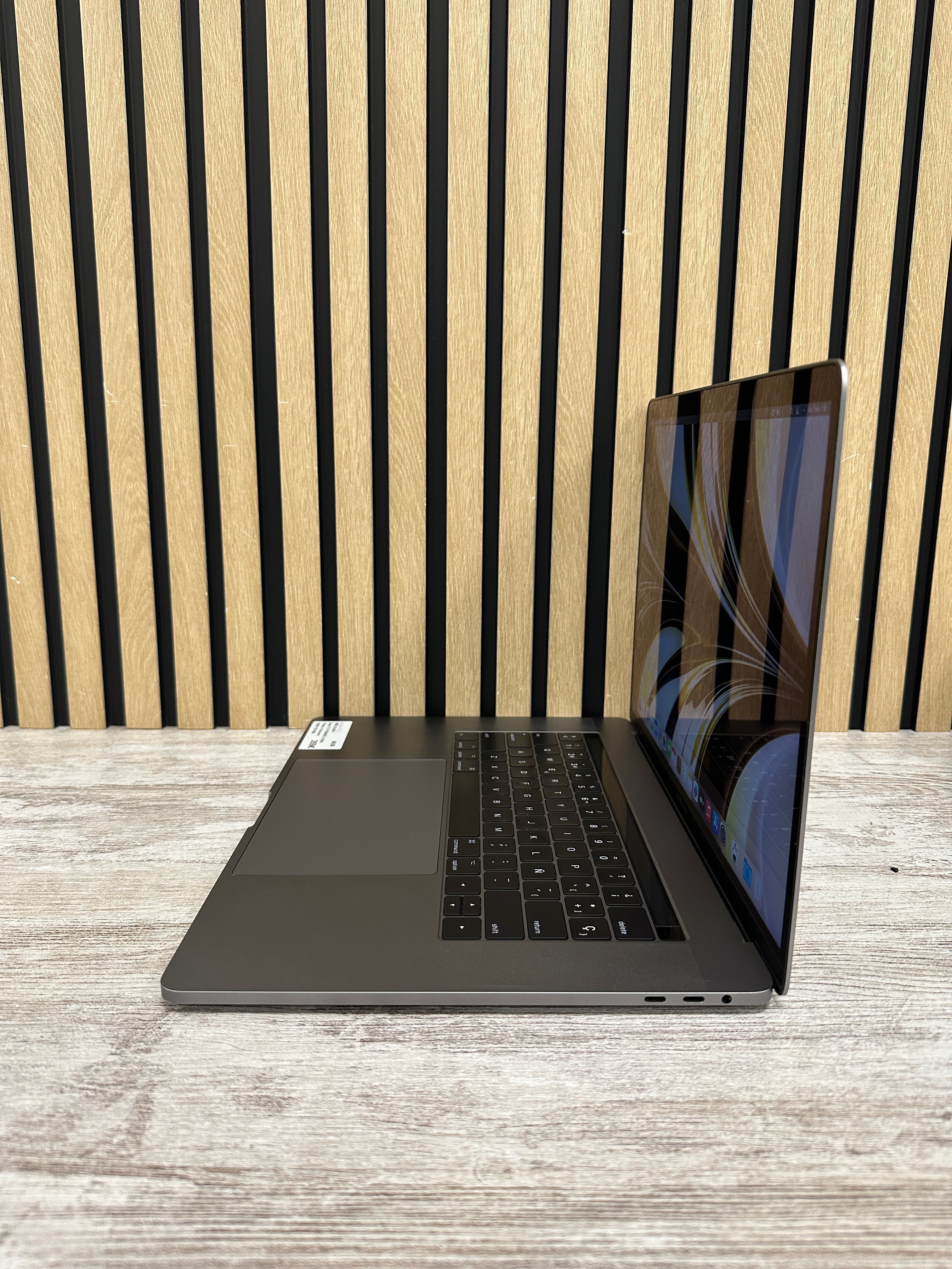 MacBook PRO 15 2017 Core i7 16GB 1TB SSD