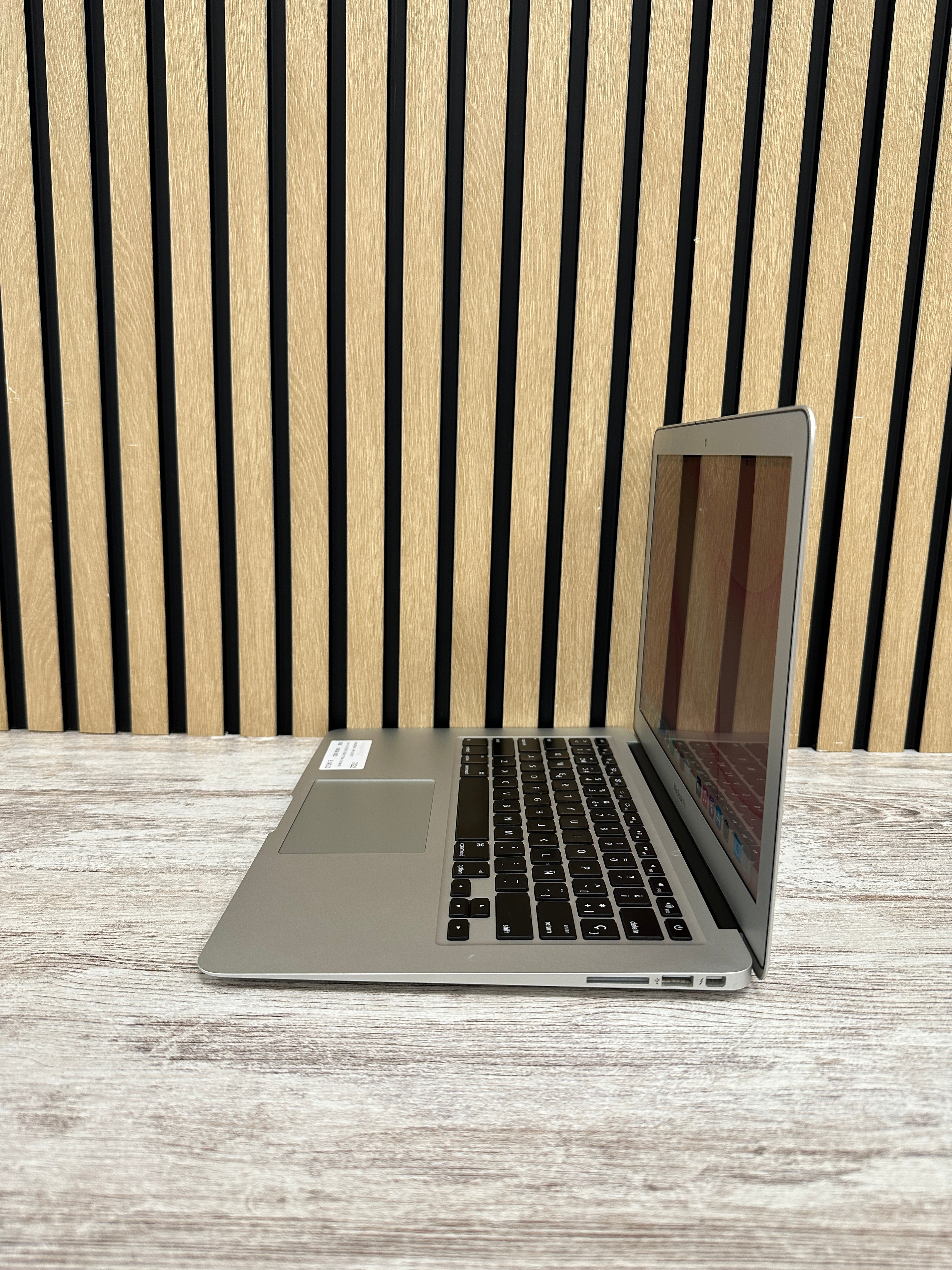 MacBook Air 13" 2017 i7 8GB 256GB SSD - Moyacell