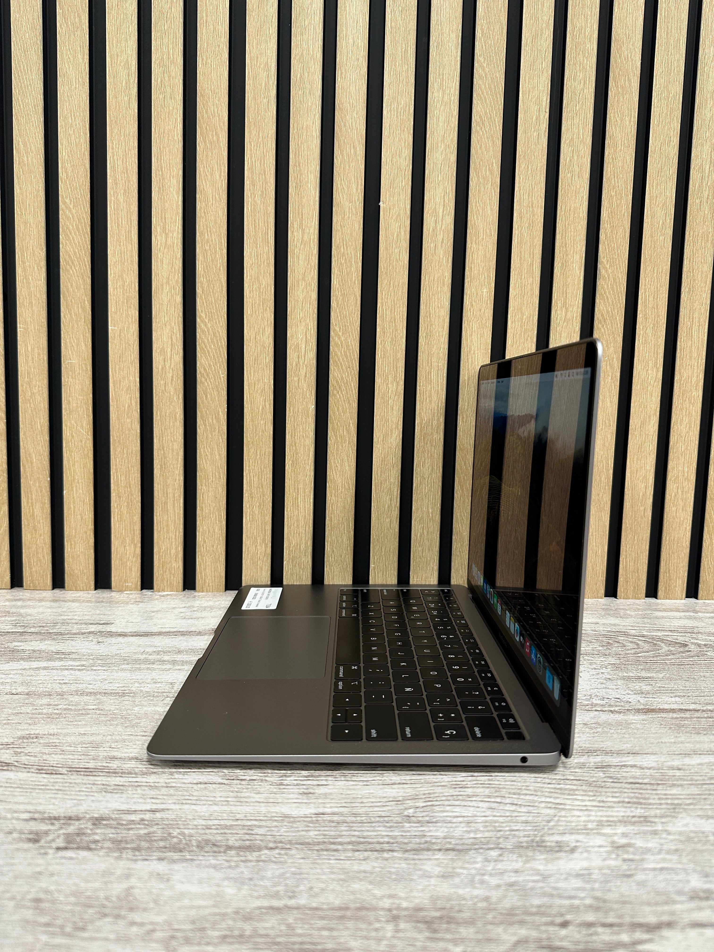 MacBook AIR 13 2019 Core i5 8GB 256GB SSD