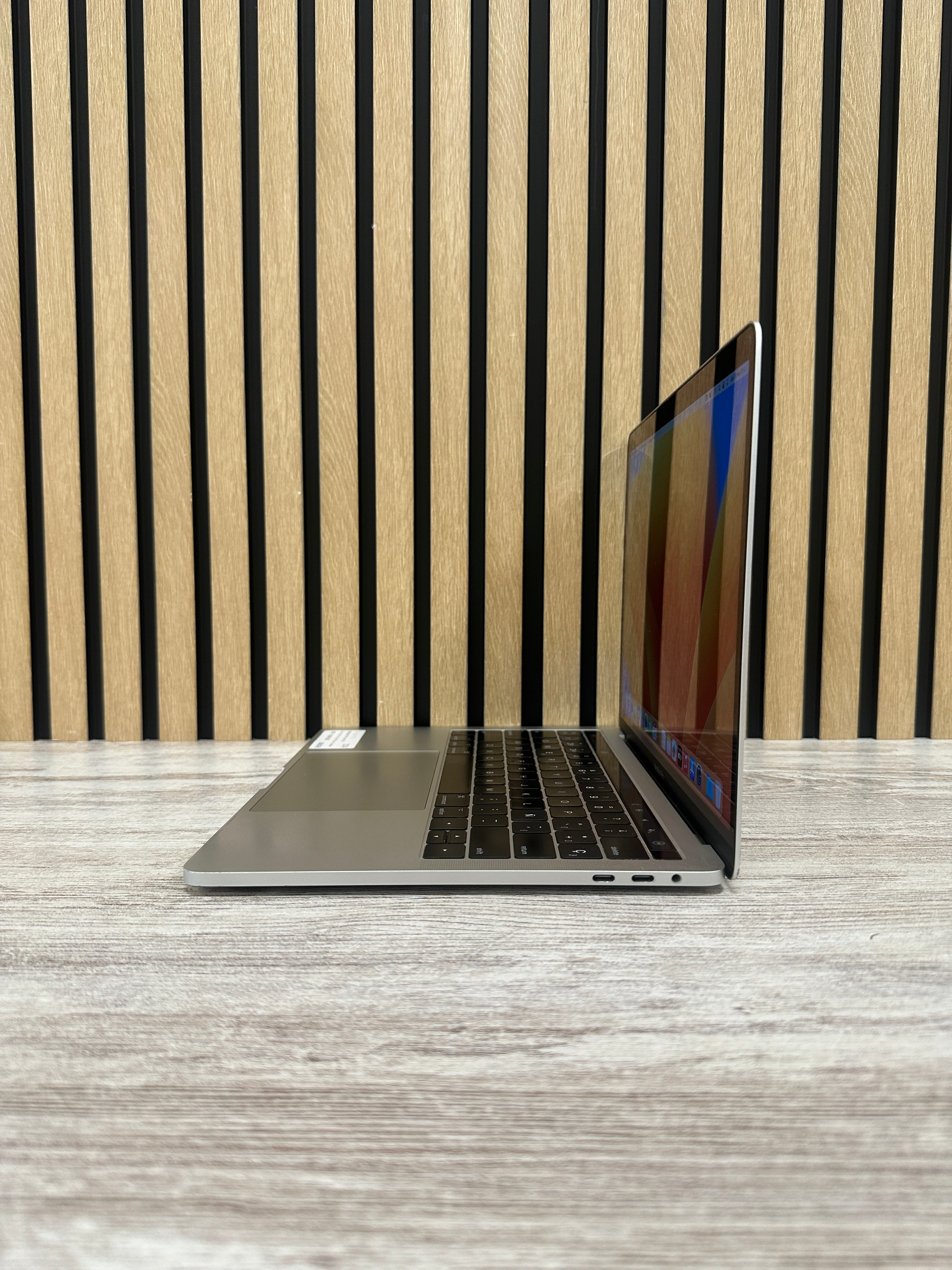 PRO 13 2017 TB Core i5 i5-7267U 3.1GHz (Total: 2 núcleos) 16GB 500GB SSD