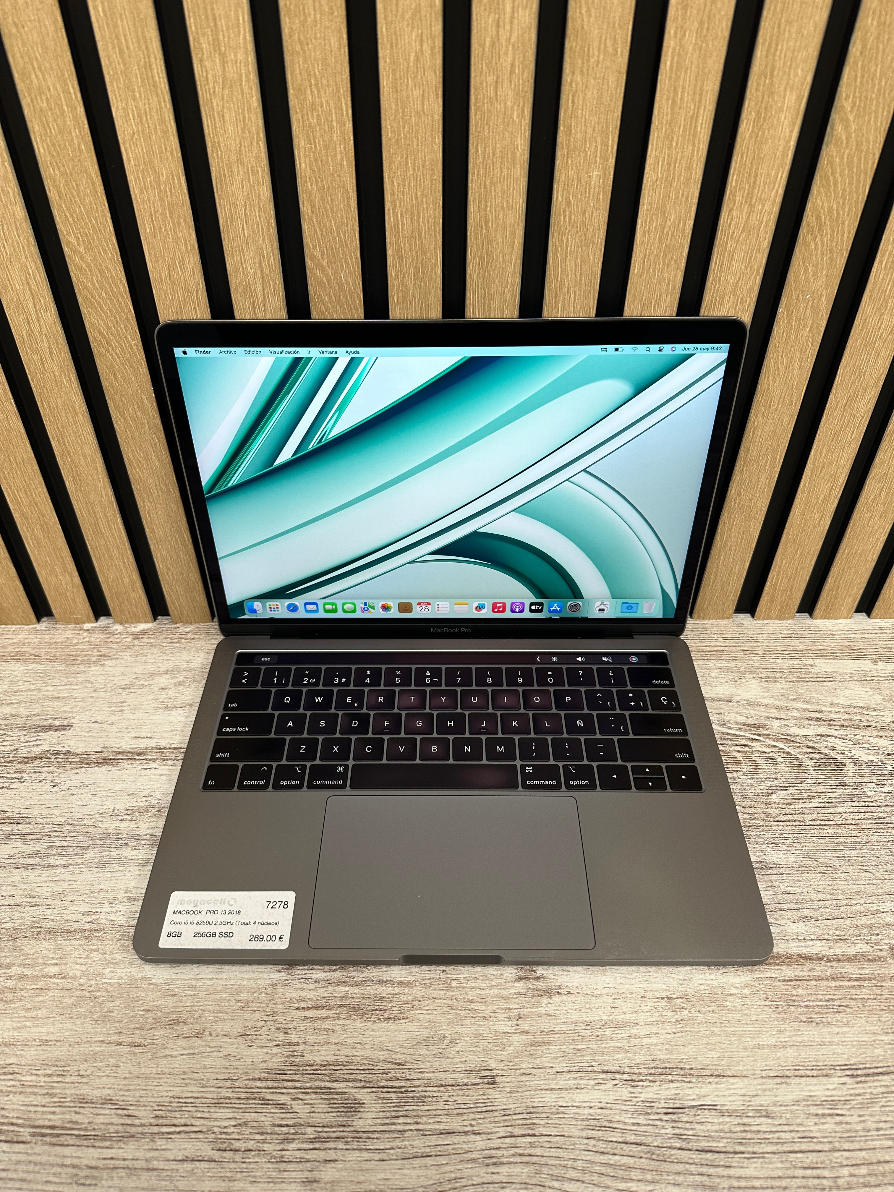 PRO 13 2018 Core i5 i5-8259U 2.3GHz (Total: 4 núcleos) 8GB 256GB SSD