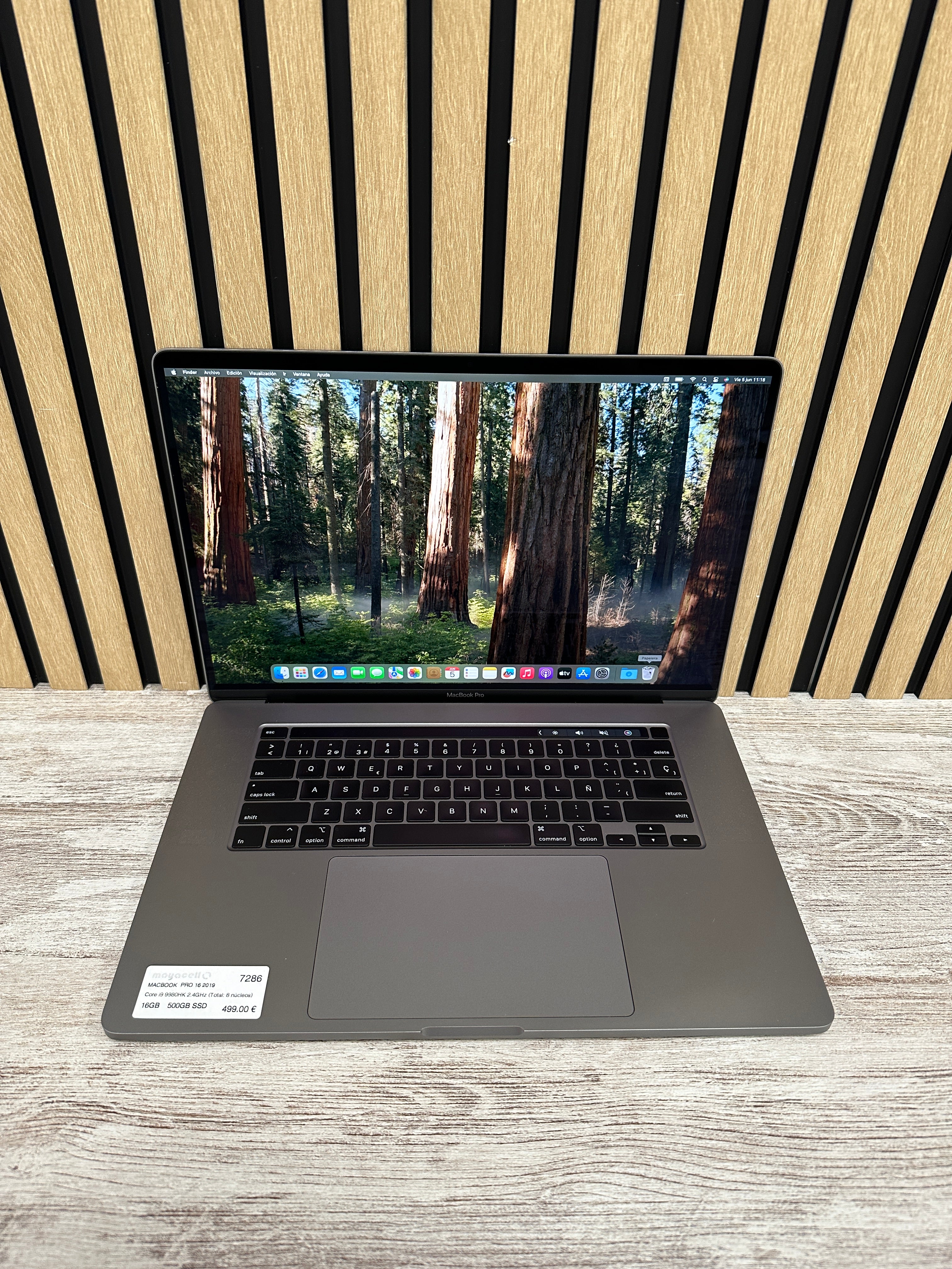 PRO 16 2019 Core i9 9980HK 2.4GHz (Total: 8 núcleos) 16GB 500GB SSD