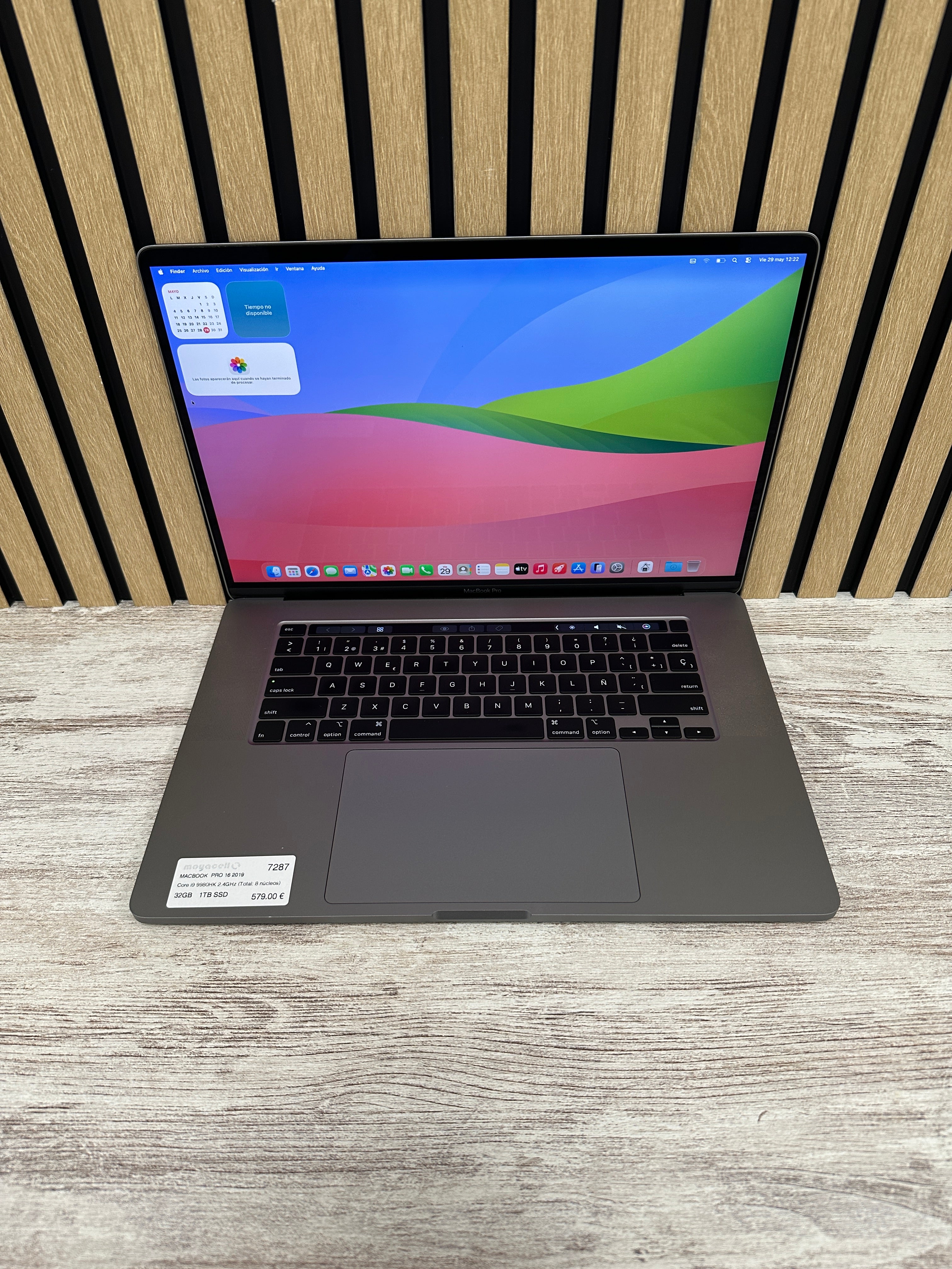 PRO 16 2019 Core i9 9980HK 2.4GHz (Total: 8 núcleos) 32GB 1TB SSD