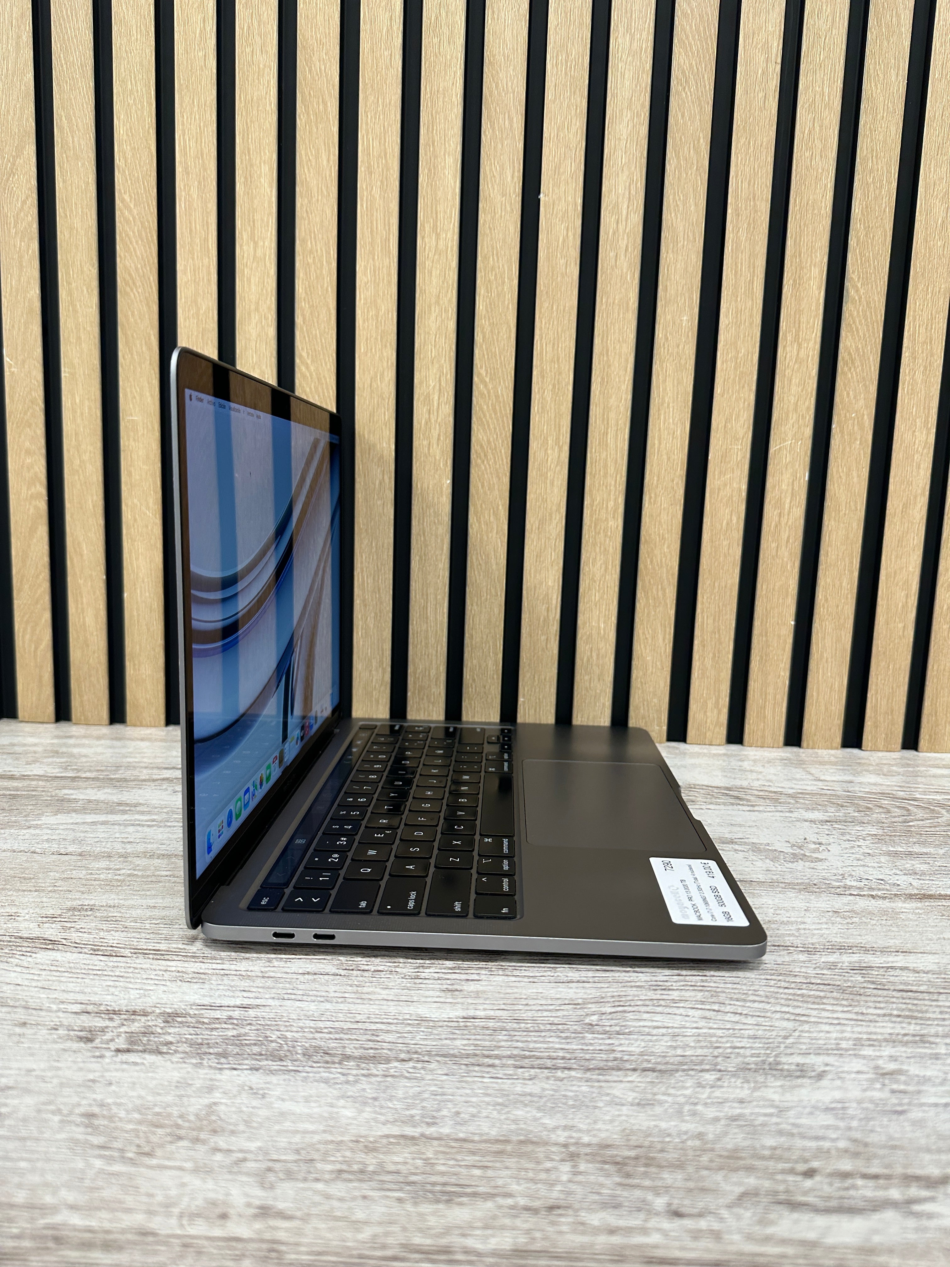 PRO 13 2020 TB Core i7 i7-1068NG7 2.3GHz (Total: 4 núcleos) 16GB 500GB SSD