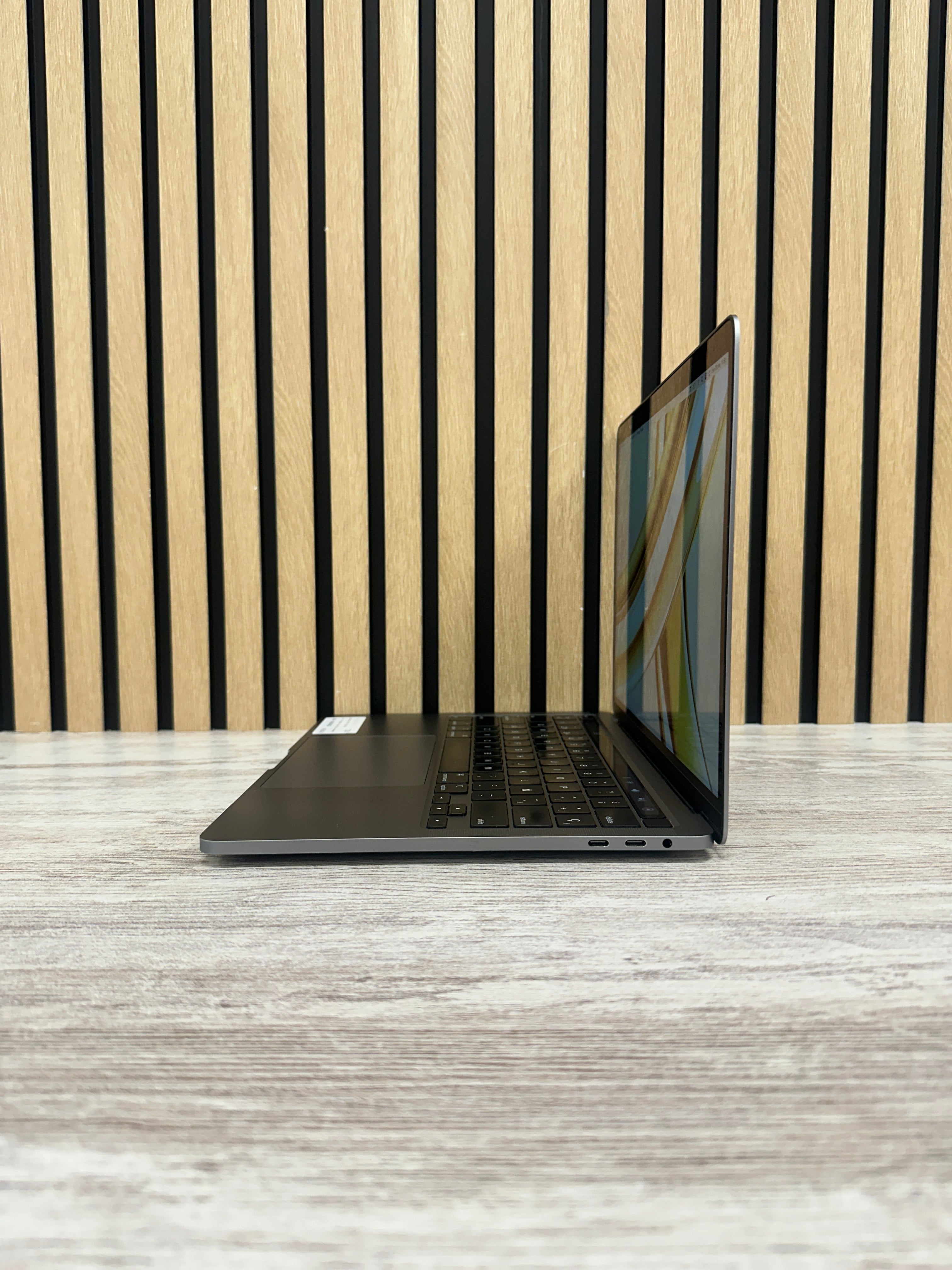 PRO 13 2020 TB Core i7 i7-1068NG7 2.3GHz (Total: 4 núcleos) 16GB 500GB SSD