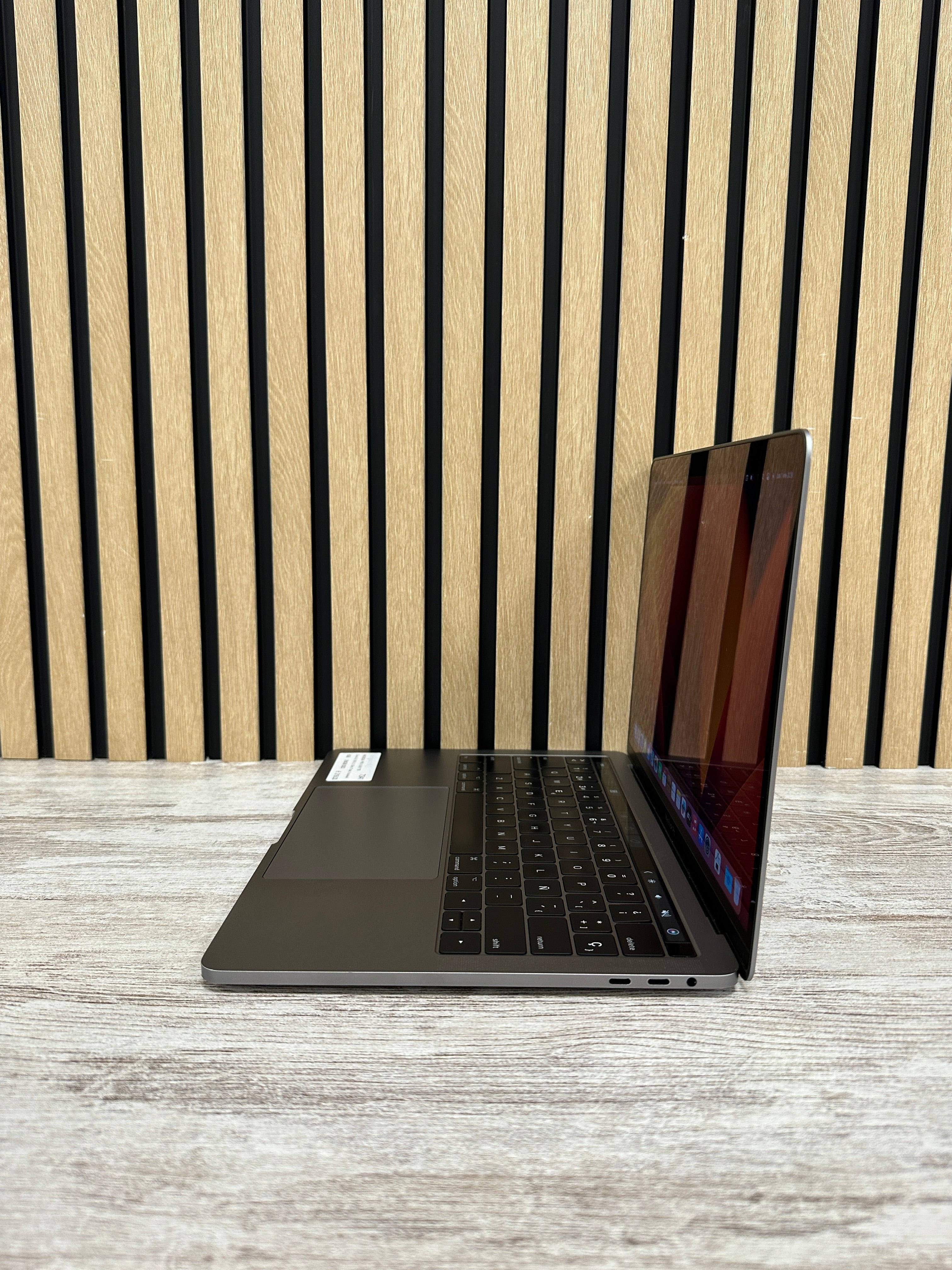 MacBook Pro 13" 2017 TB i5 8GB 256GB SSD - Moyacell
