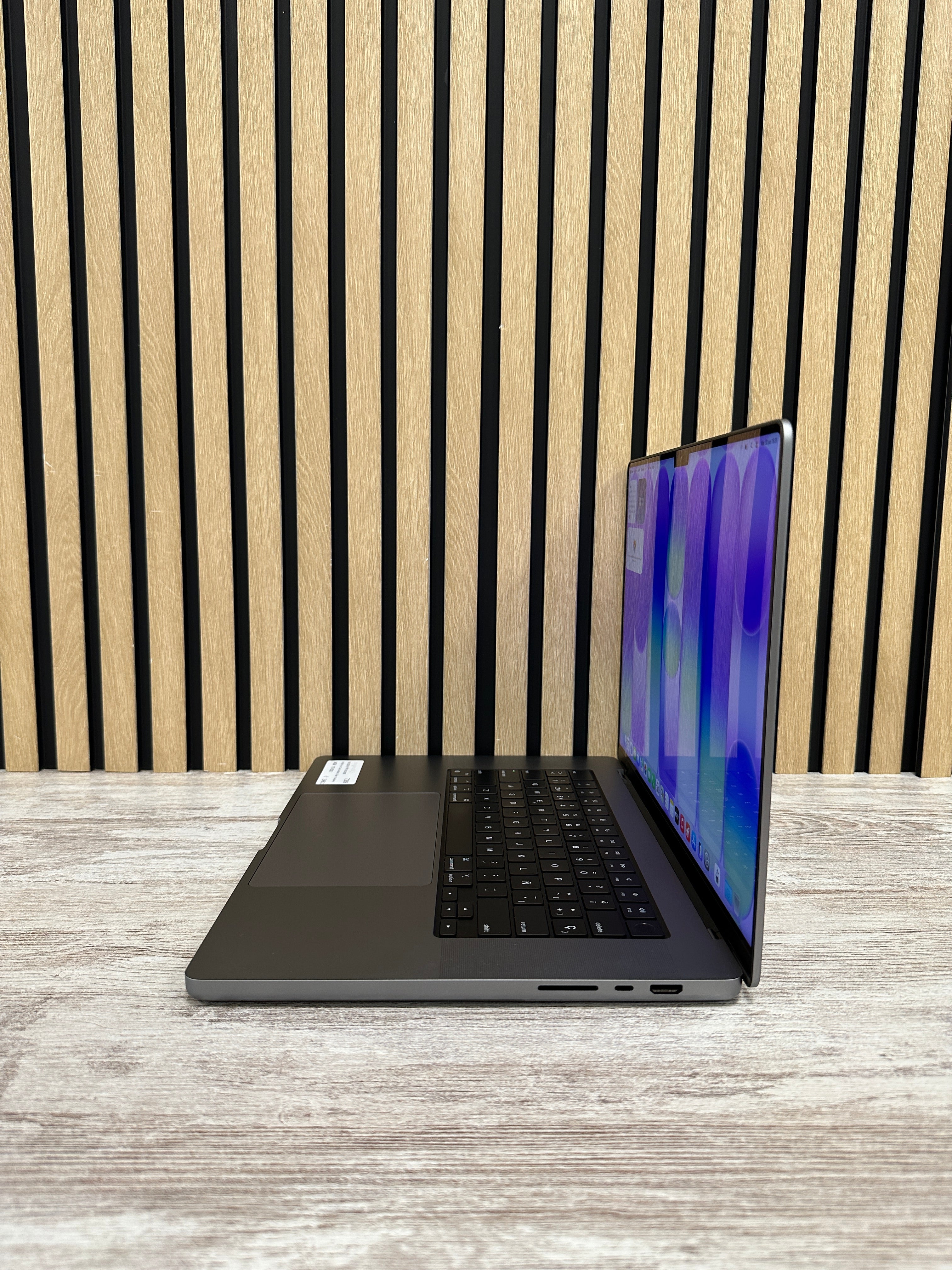 PRO 16 2023 M2 M2 Pro 12 Core 3.49GHz (Total: 12 núcleos) 16GB 1TB SSD