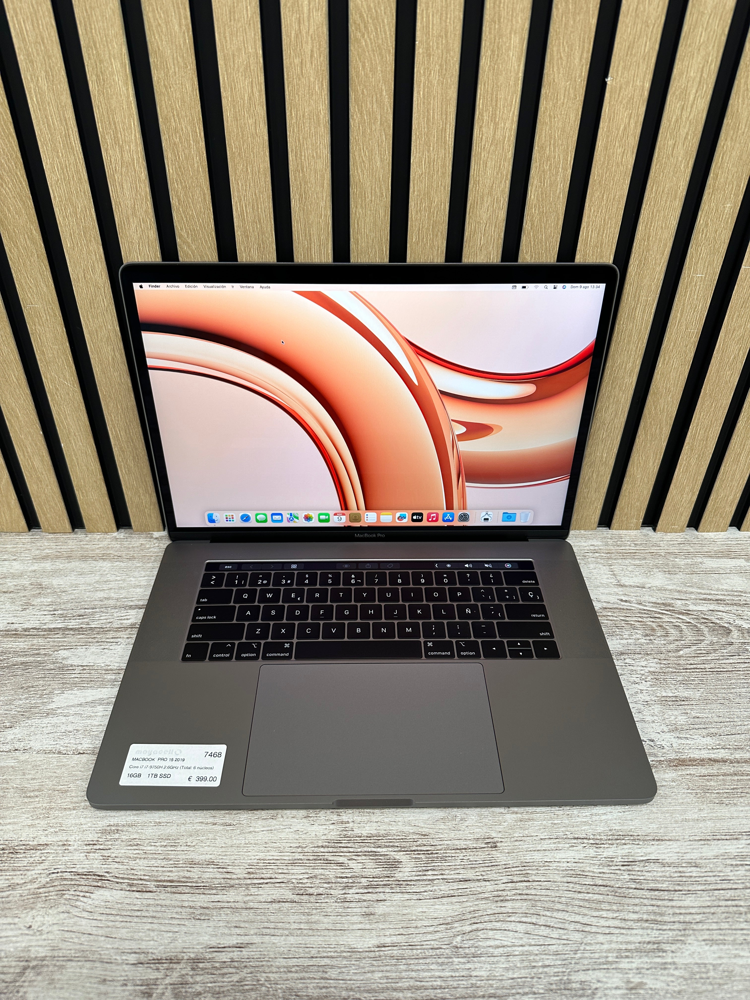 MacBook Pro 15" 2019 i7 16GB 1TB SSD - Moyacell