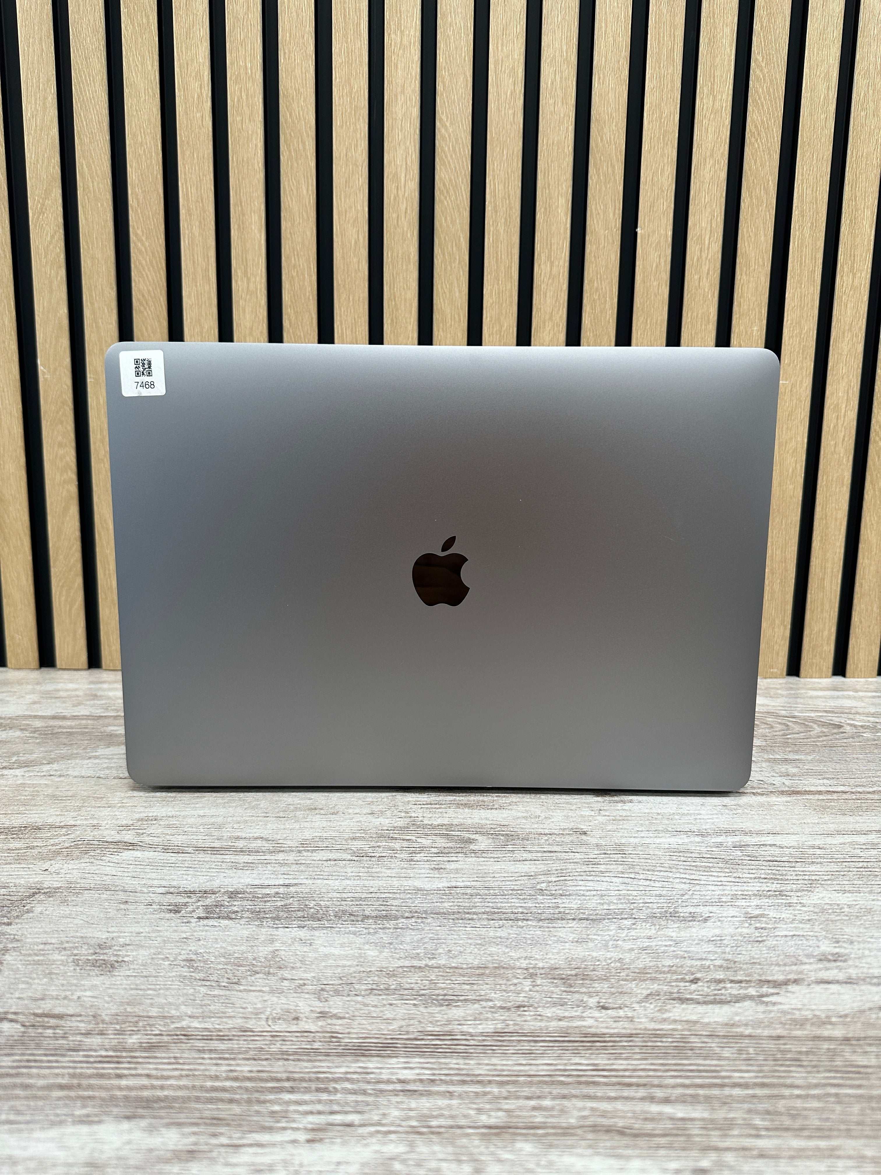 MacBook Pro 15" 2019 i7 16GB 1TB SSD