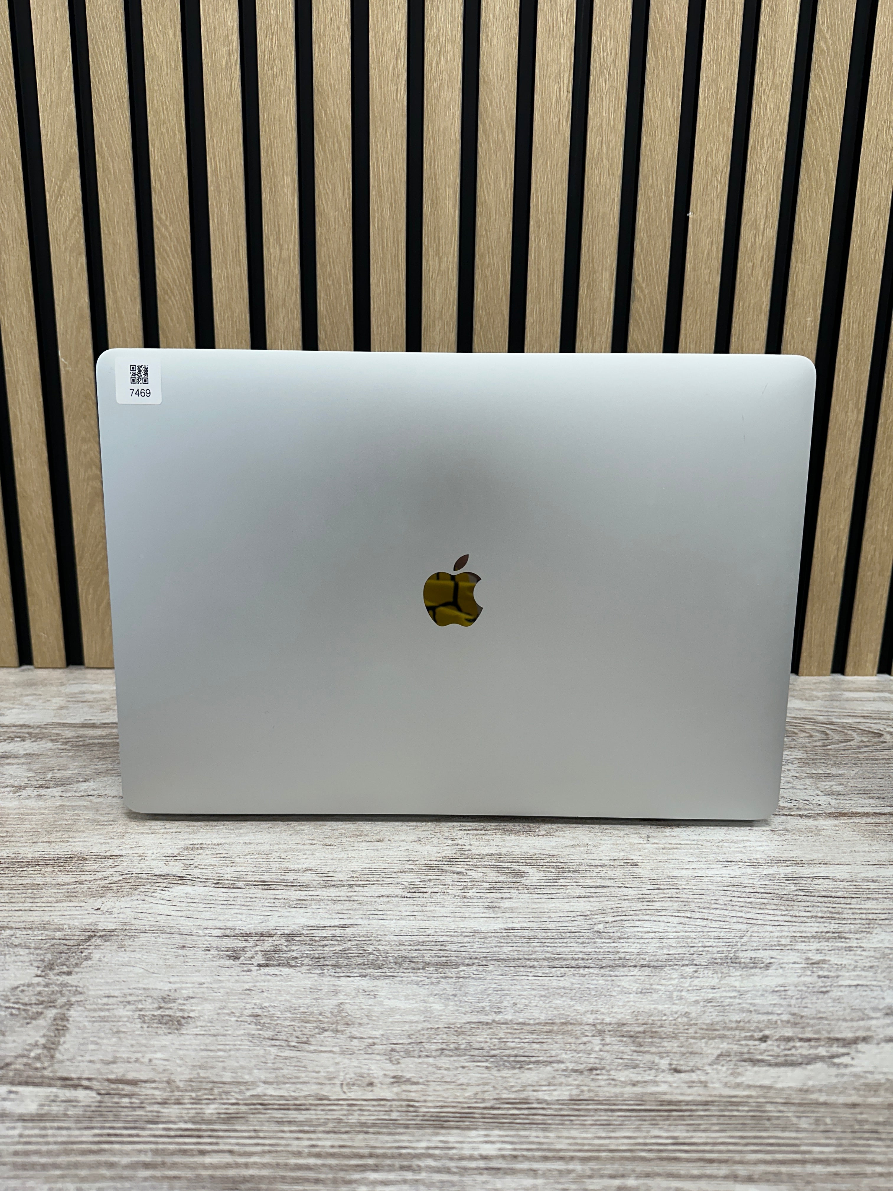 MacBook Pro 16 2019 Core i7 i7-9750H 2.6GHz (Total: 6 núcleos) 16GB 500GB SSD