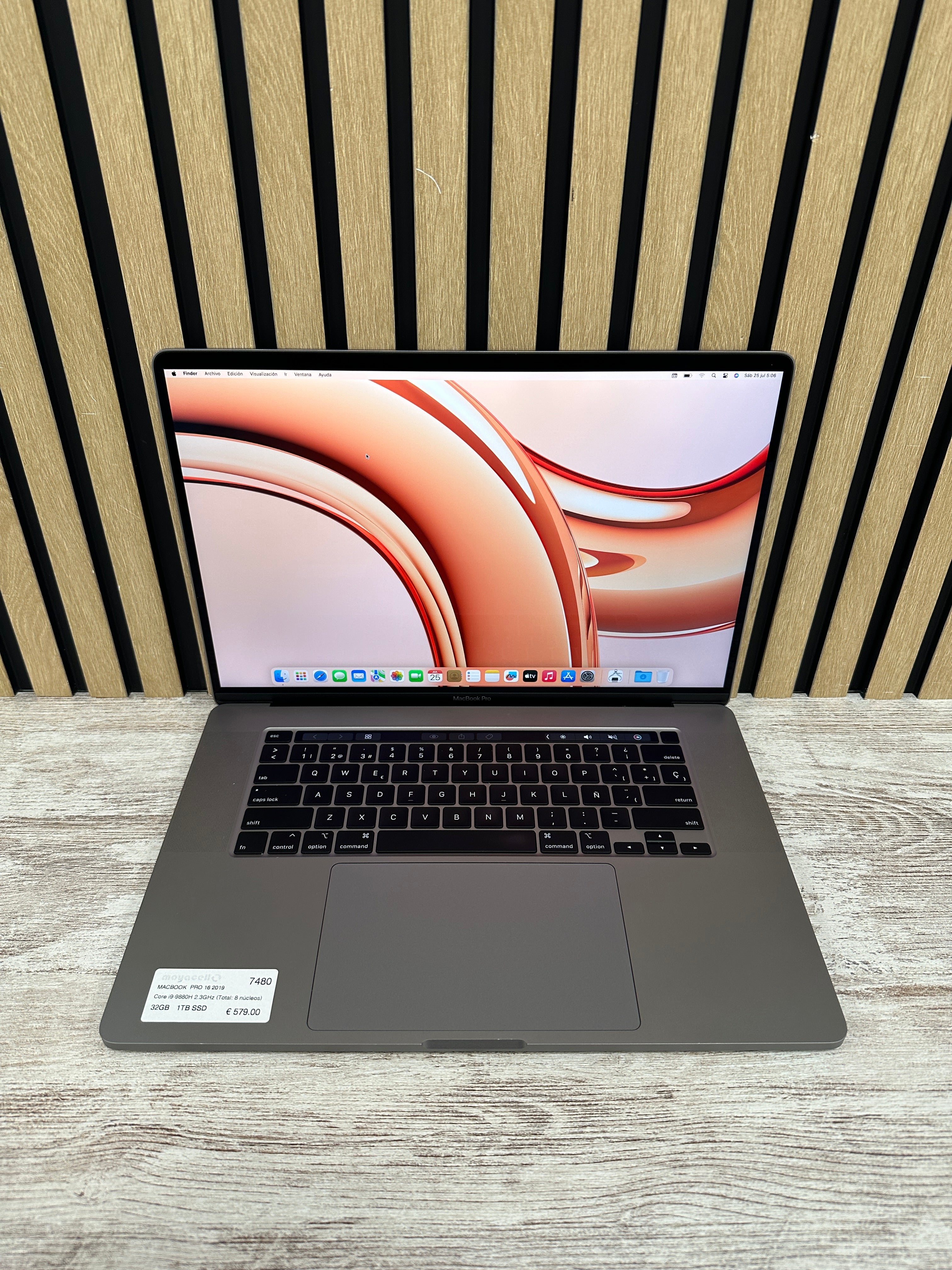 MacBook Pro 16" 2019 i9 32GB 1TB SSD - Moyacell