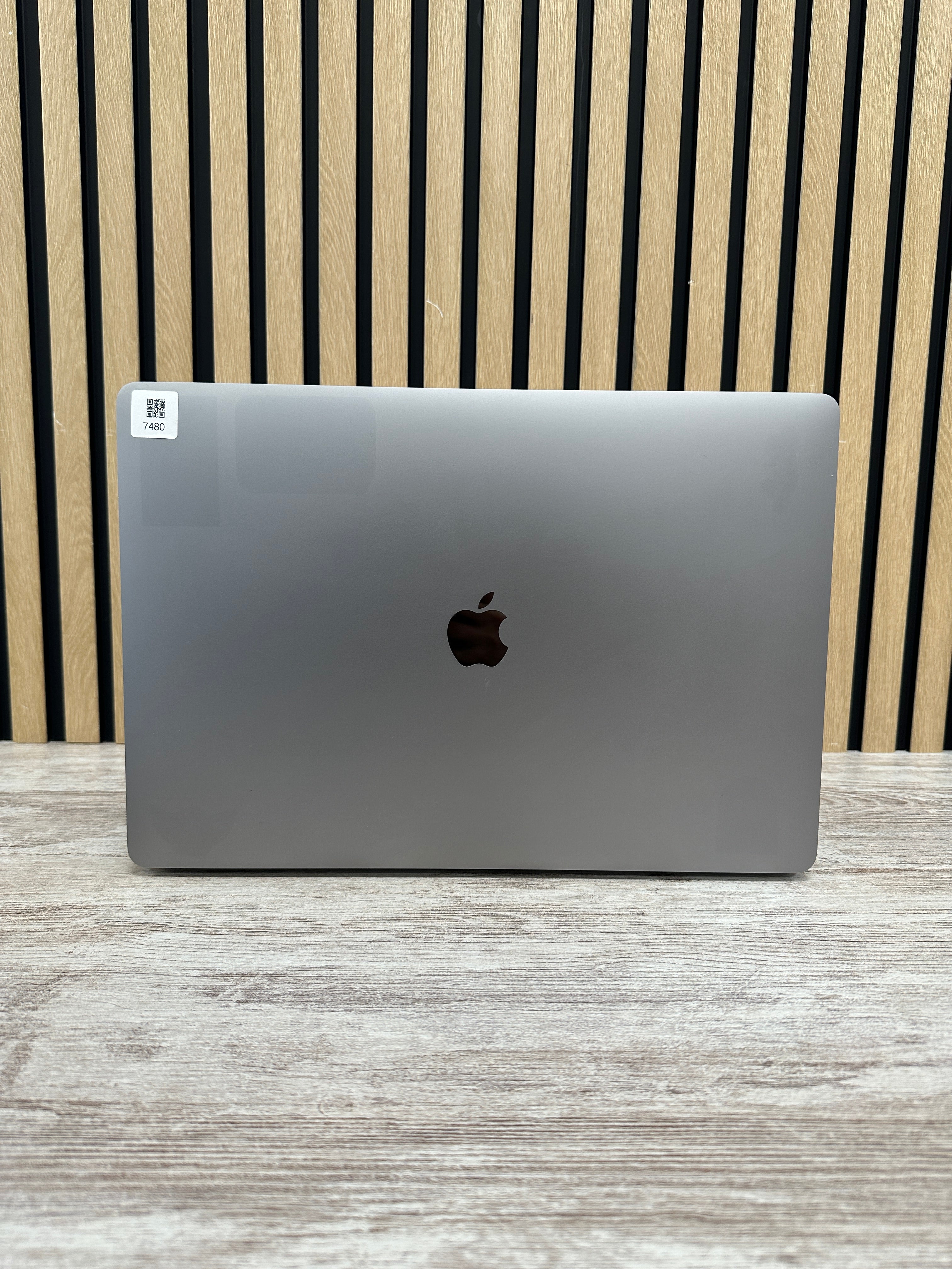 MacBook Pro 16" 2019 i9 32GB 1TB SSD