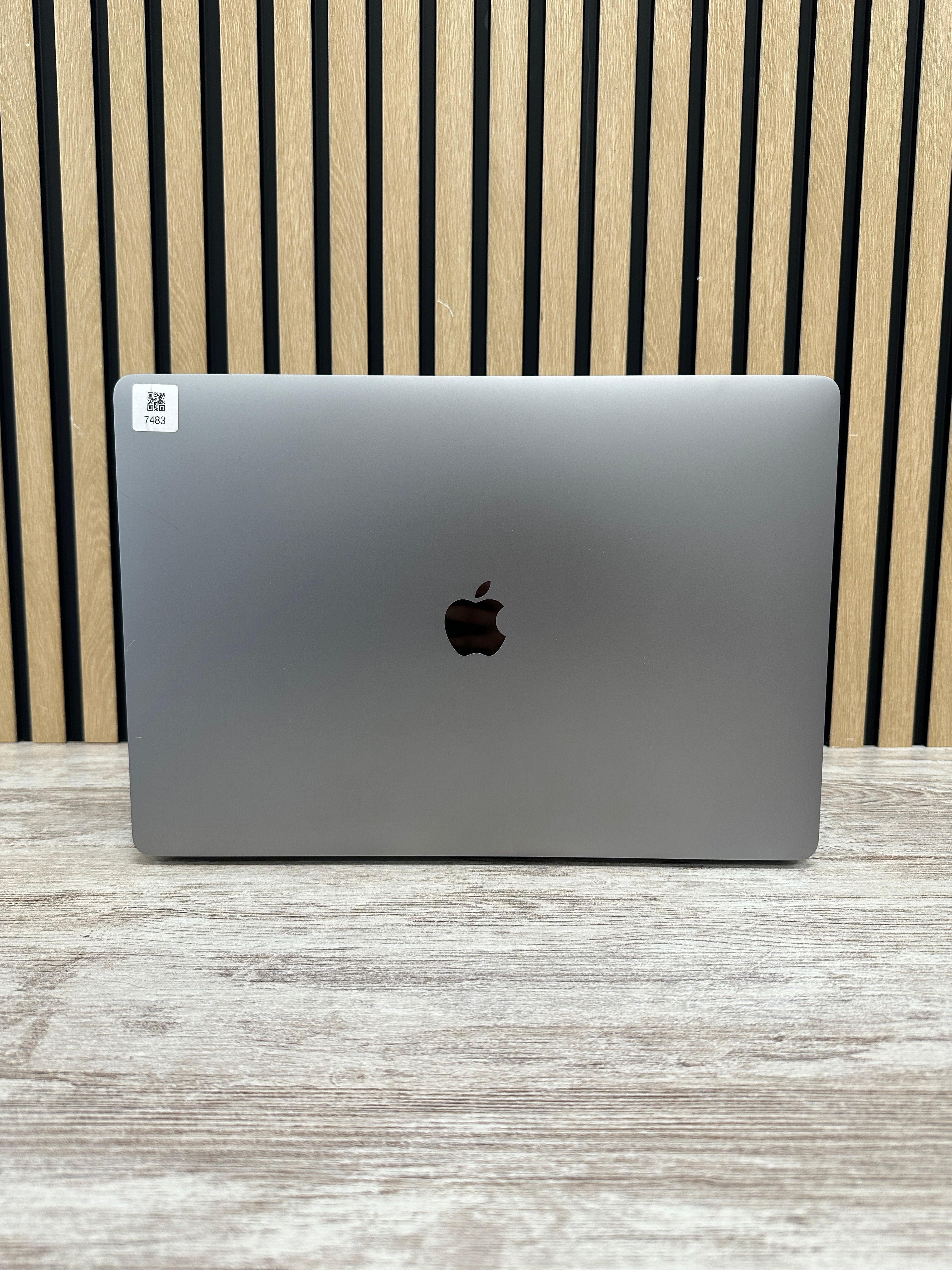 MacBook Pro 16" 2019 i7 16GB 500GB SSD