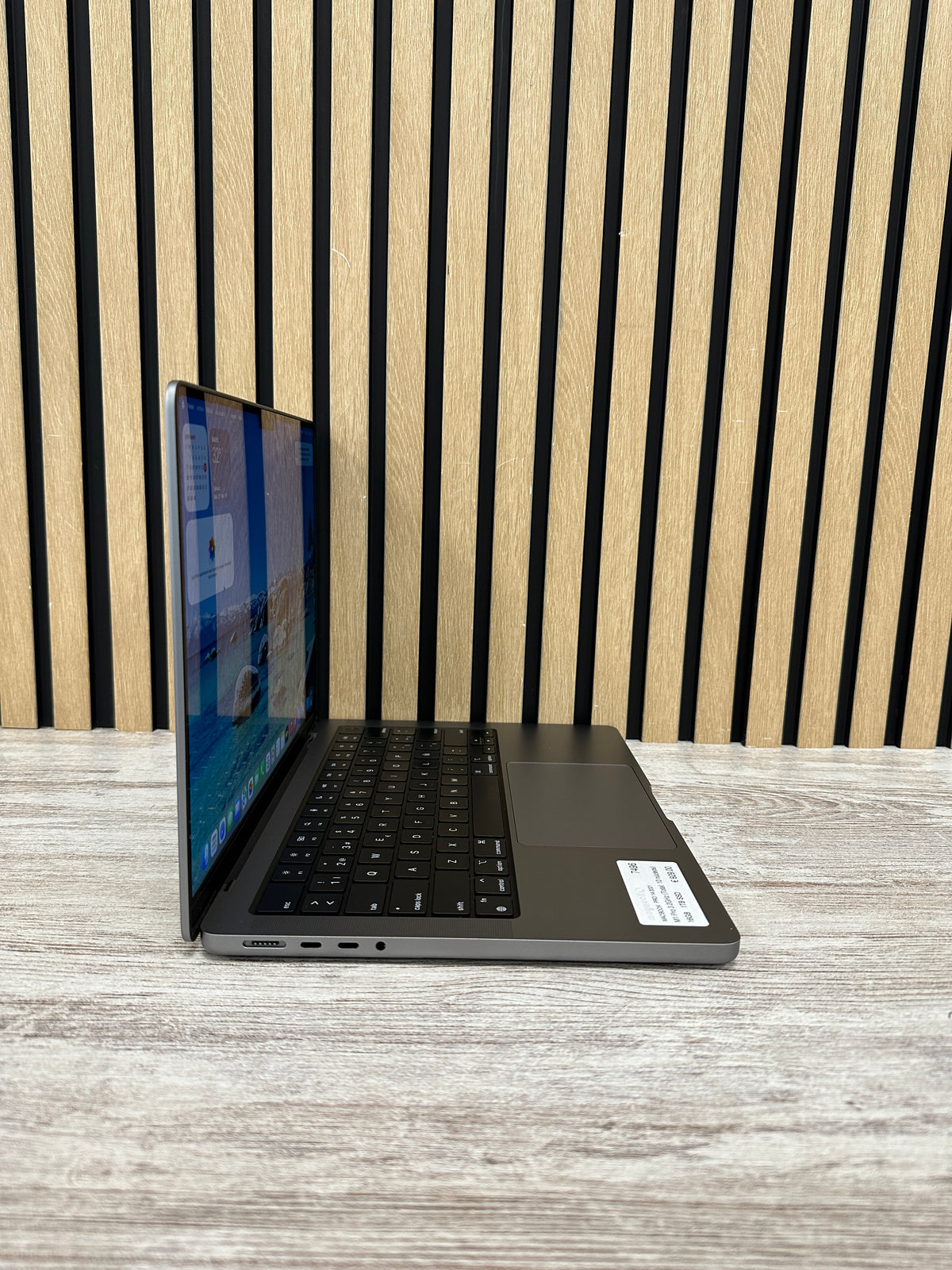 MacBook Pro 14" 2021 M1 16GB 1TB SSD