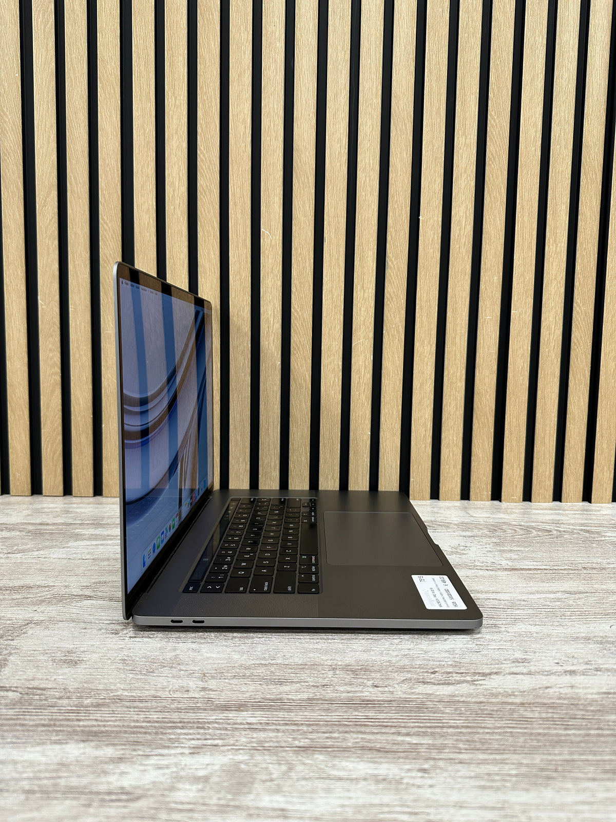 MacBook Pro 16" 2019 i9 16GB 500GB SSD