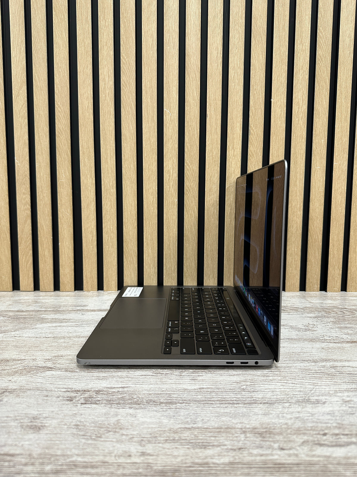 MacBook Pro 13" 2020 TB i5 16GB 500GB SSD
