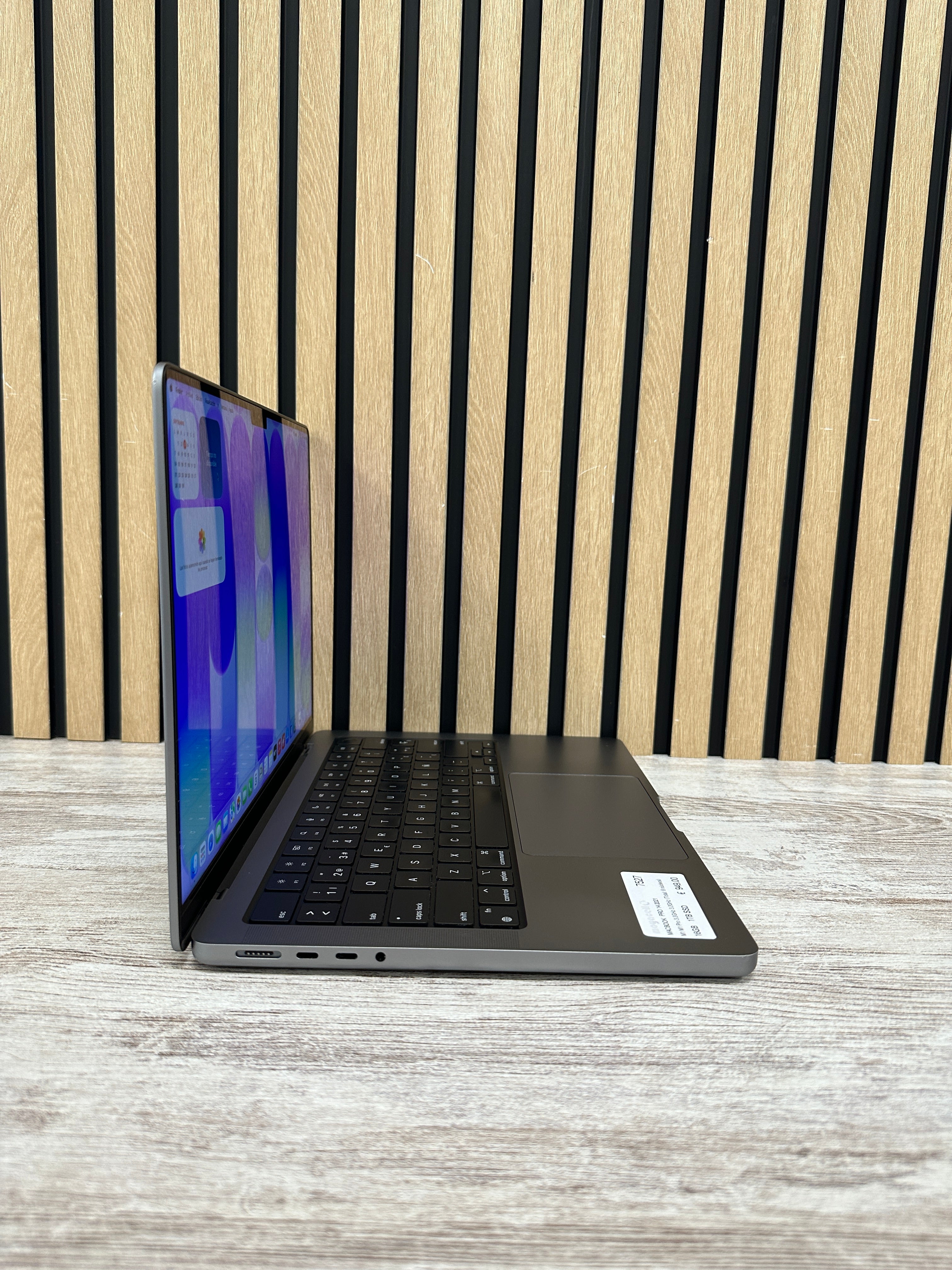 MacBook Pro 14" 2021 M1 16GB 1TB SSD