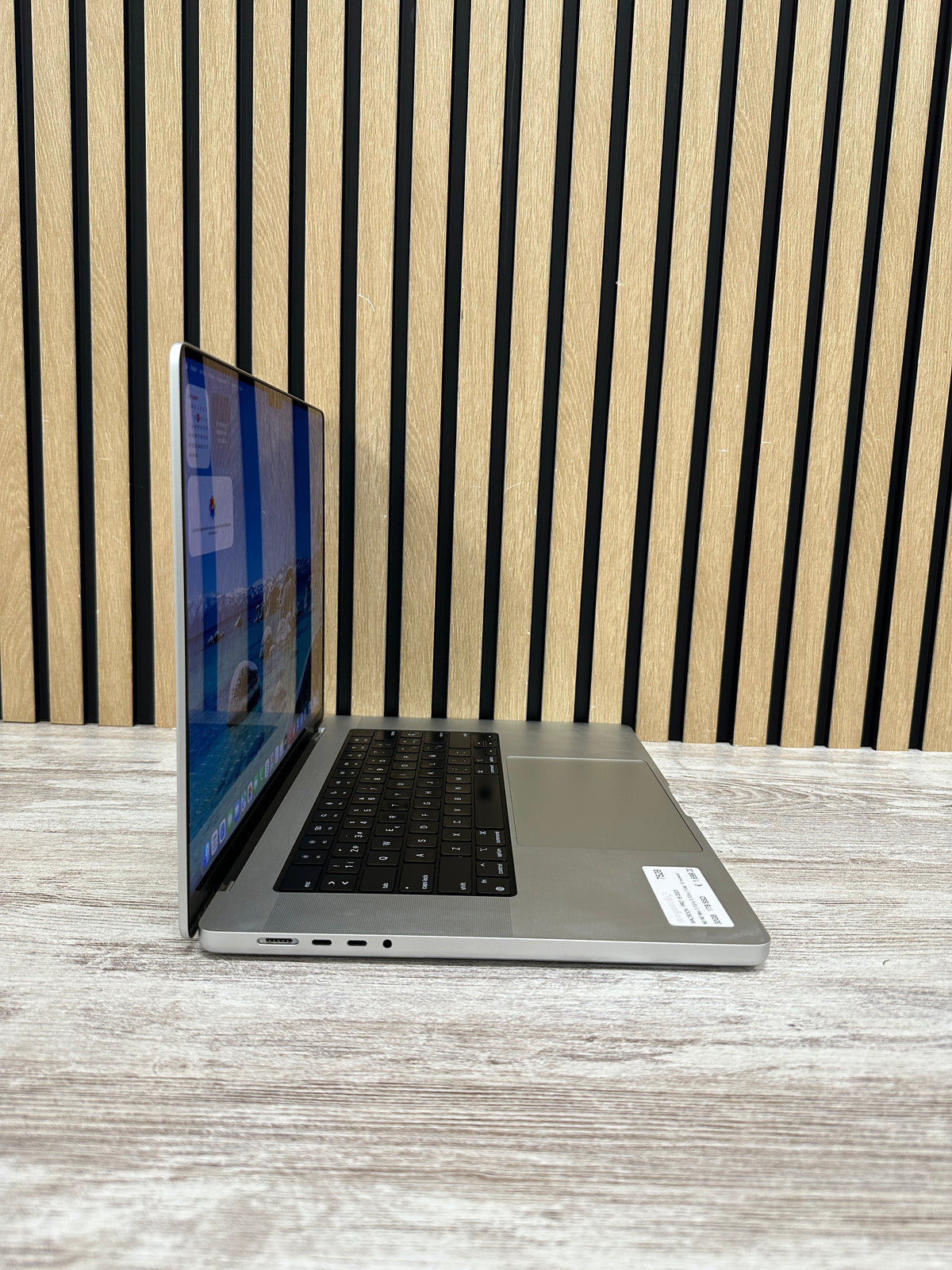 MacBook Pro 16" 2023 M2 32GB 1TB SSD