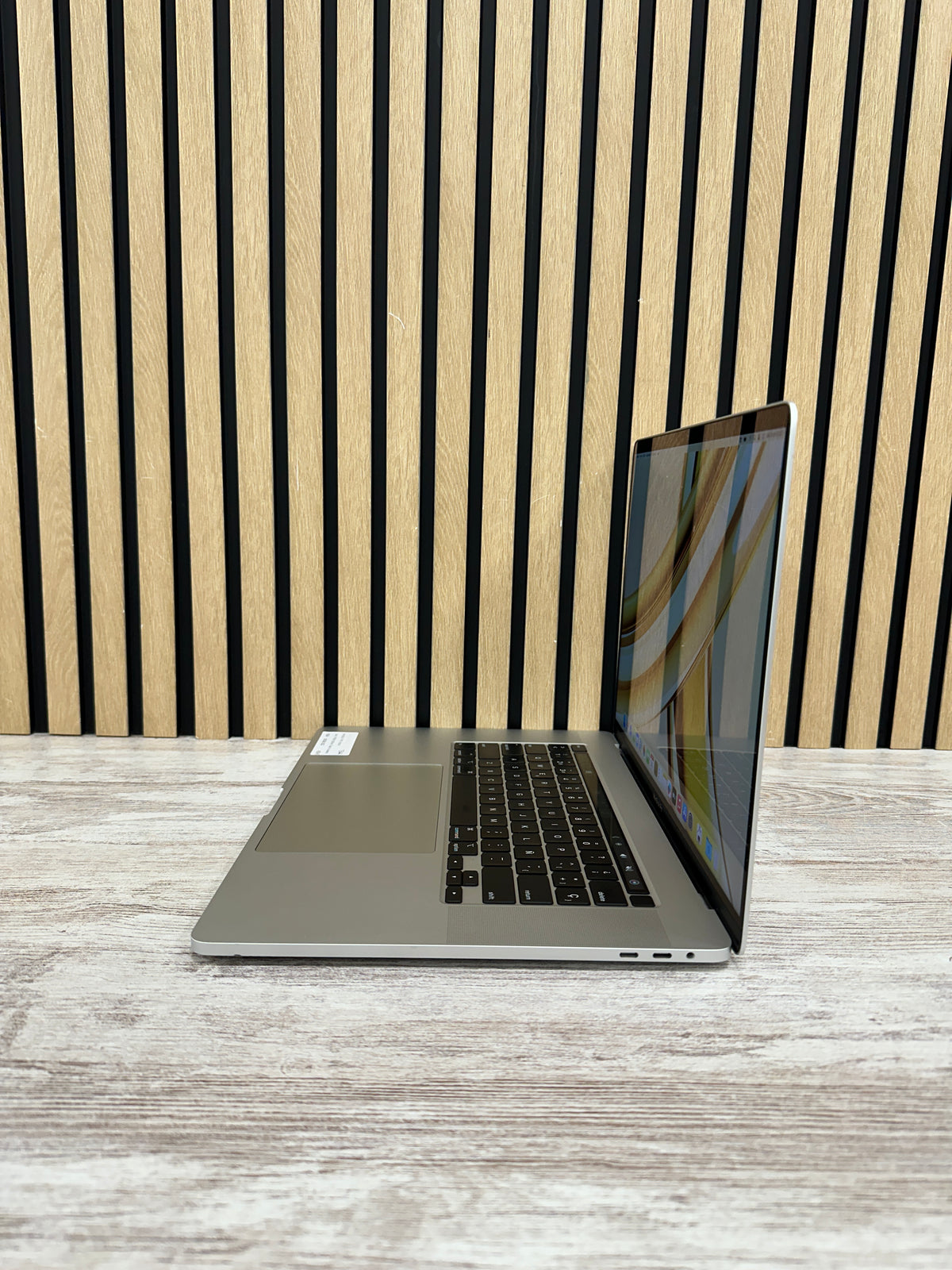 MacBook Pro 16" 2019 i7 16GB 500GB SSD - Moyacell