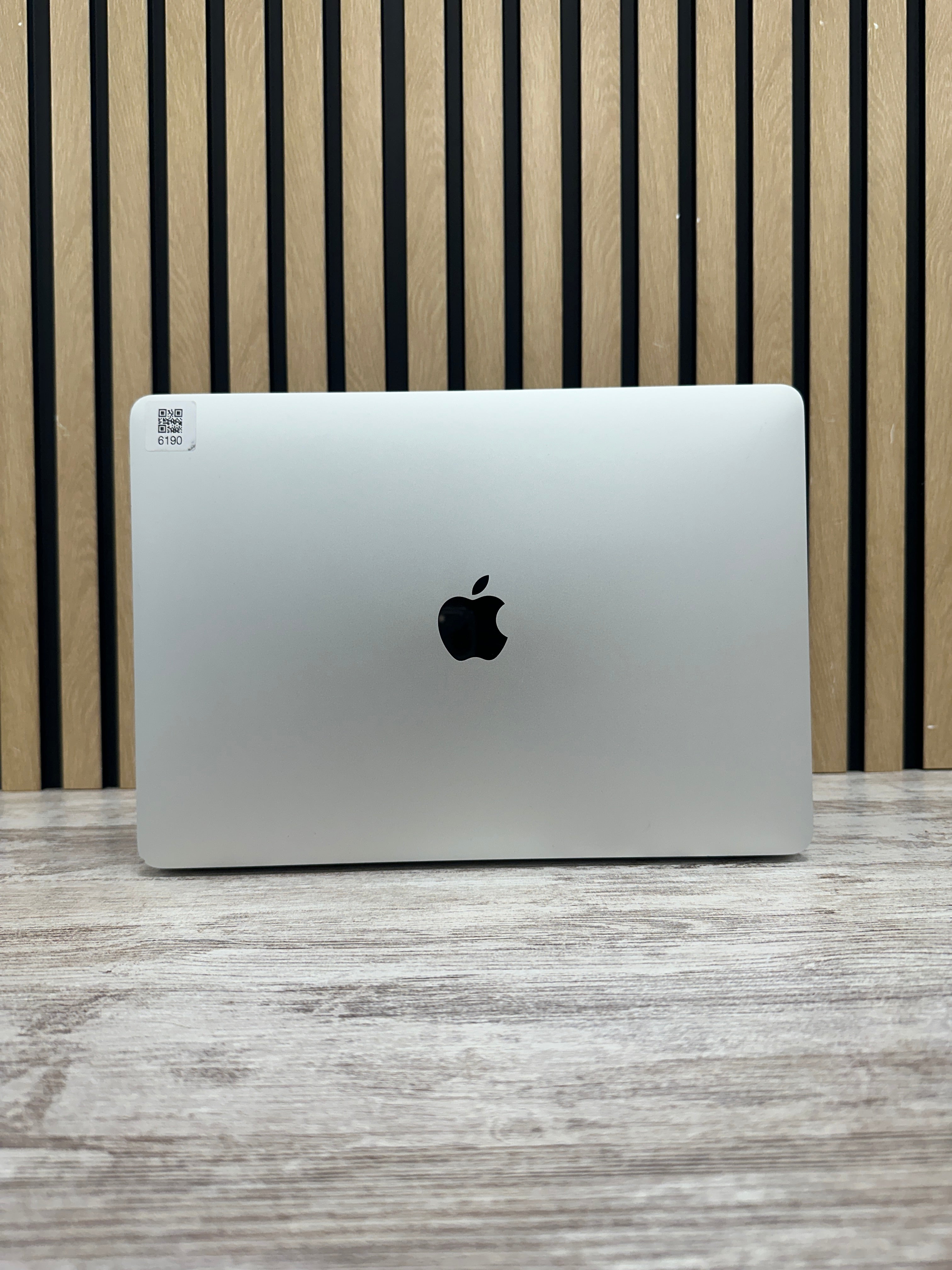 MacBook Pro 13" 2016 TB i5 16gb 500gb SSD