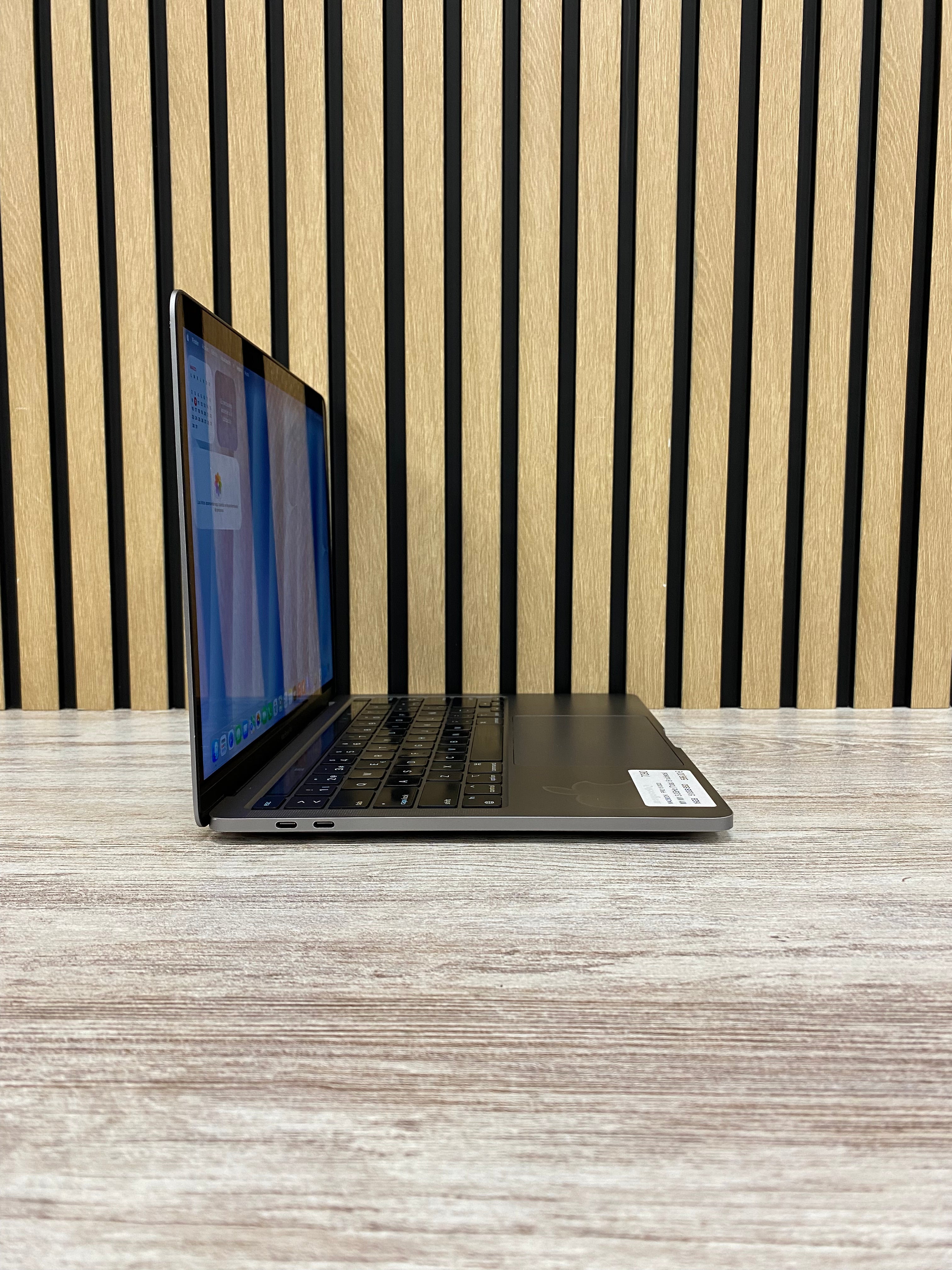 MacBook Pro 13" 2020 M1 16gb 512gb SSD - Moyacell